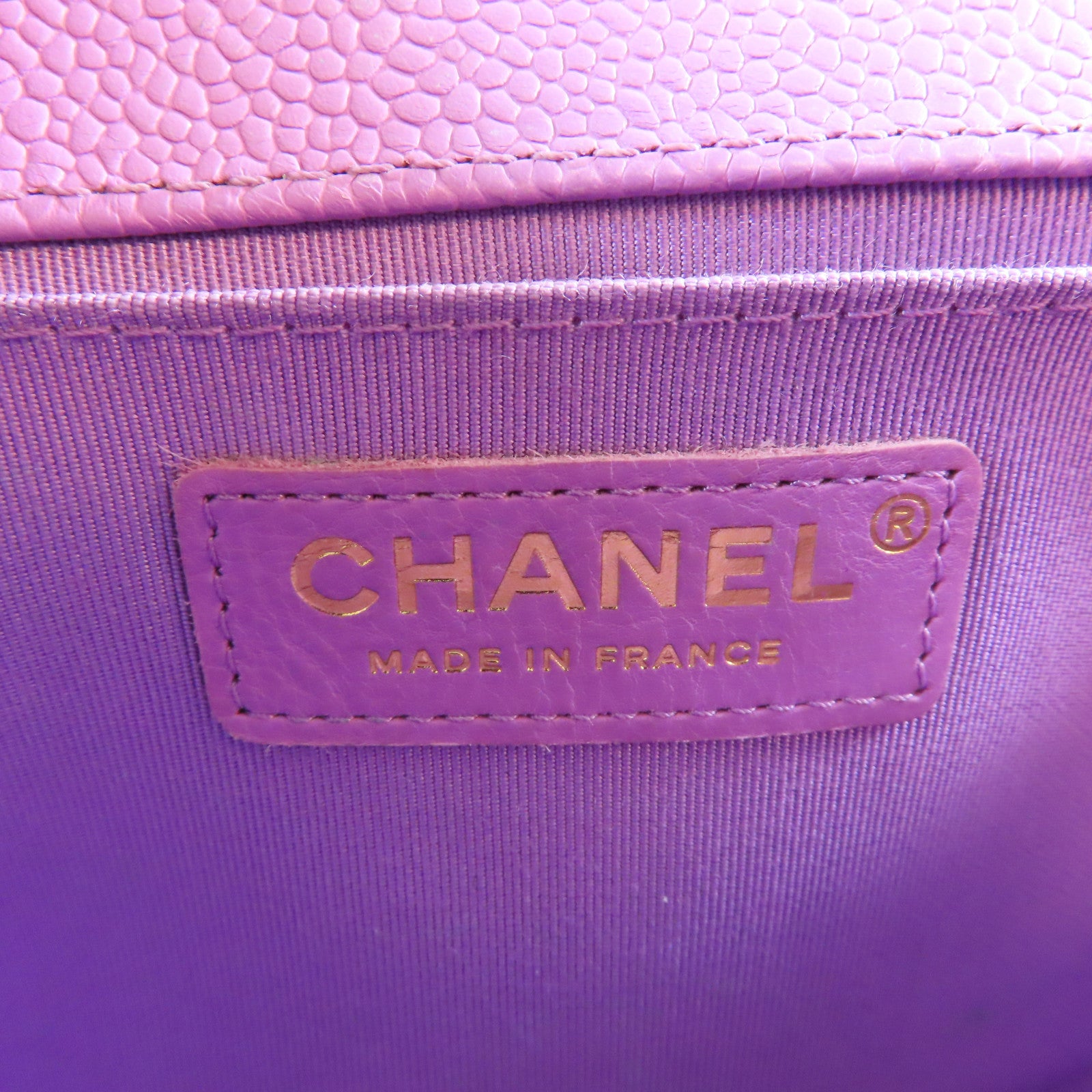 CHANEL 【激減優惠】菱格Caviar皮革Boy Chanel銀扣鏈帶肩背袋紫色