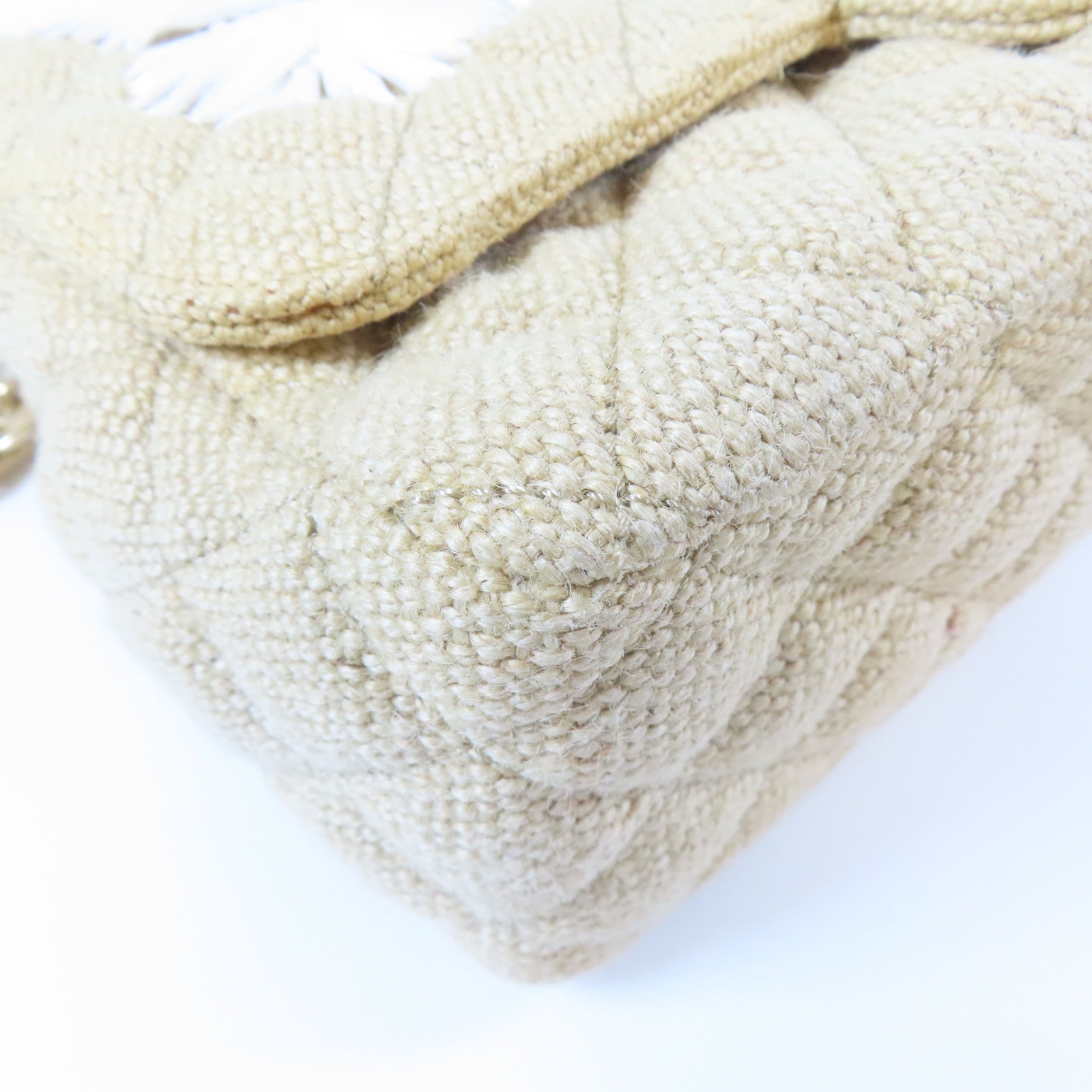 CHANEL **【激減優惠】菱格麻質Chain Shoulder金扣鏈帶肩背袋米色