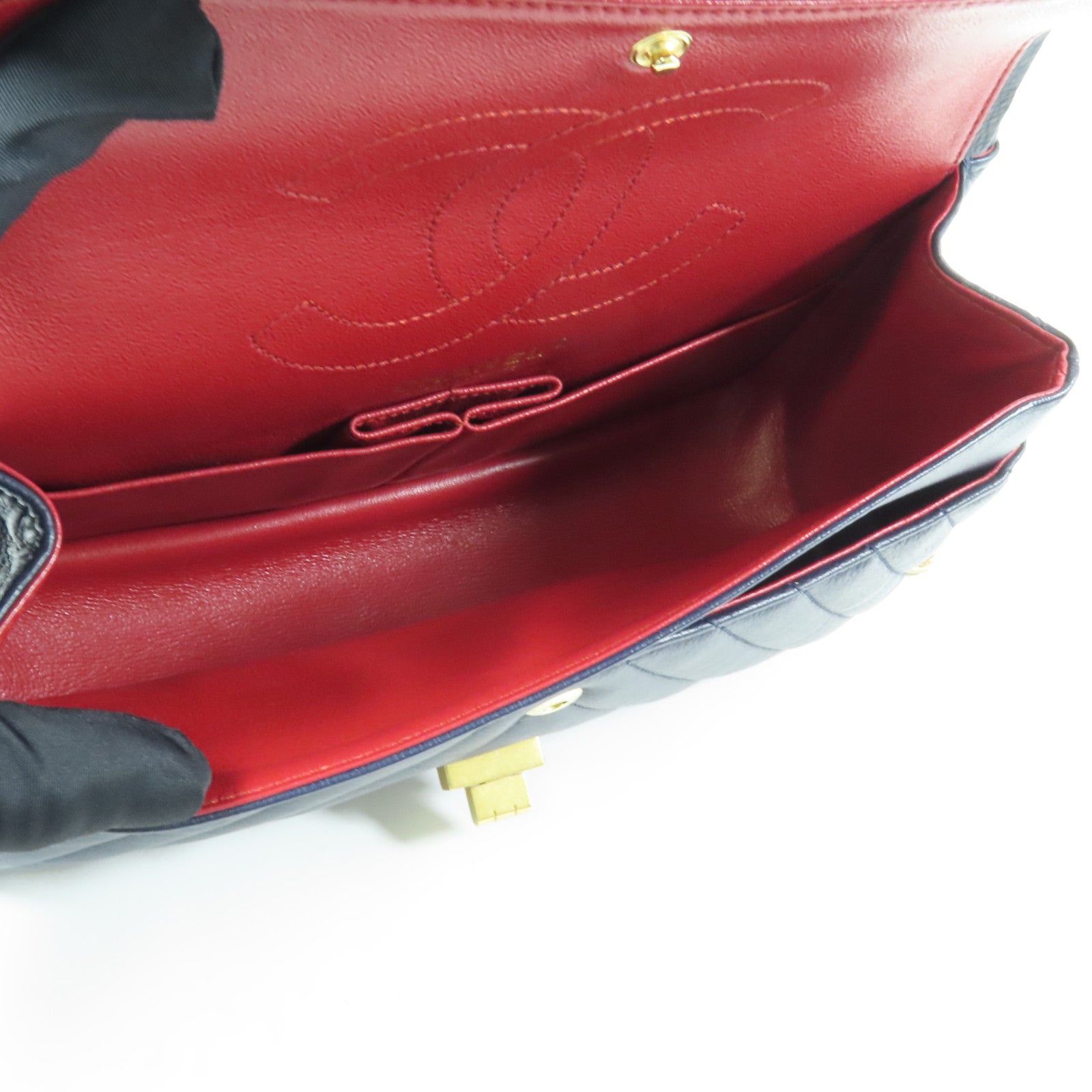 CHANEL 牛皮皮革2.55金扣鏈帶肩背袋