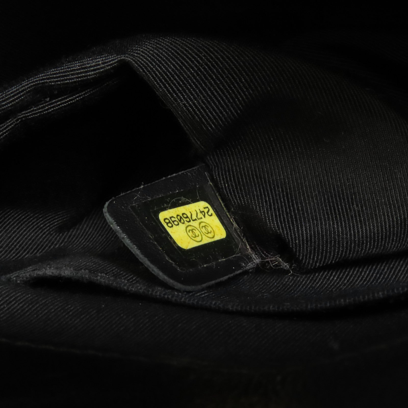 CHANEL 牛皮皮革Shoulder Bag金扣肩背袋