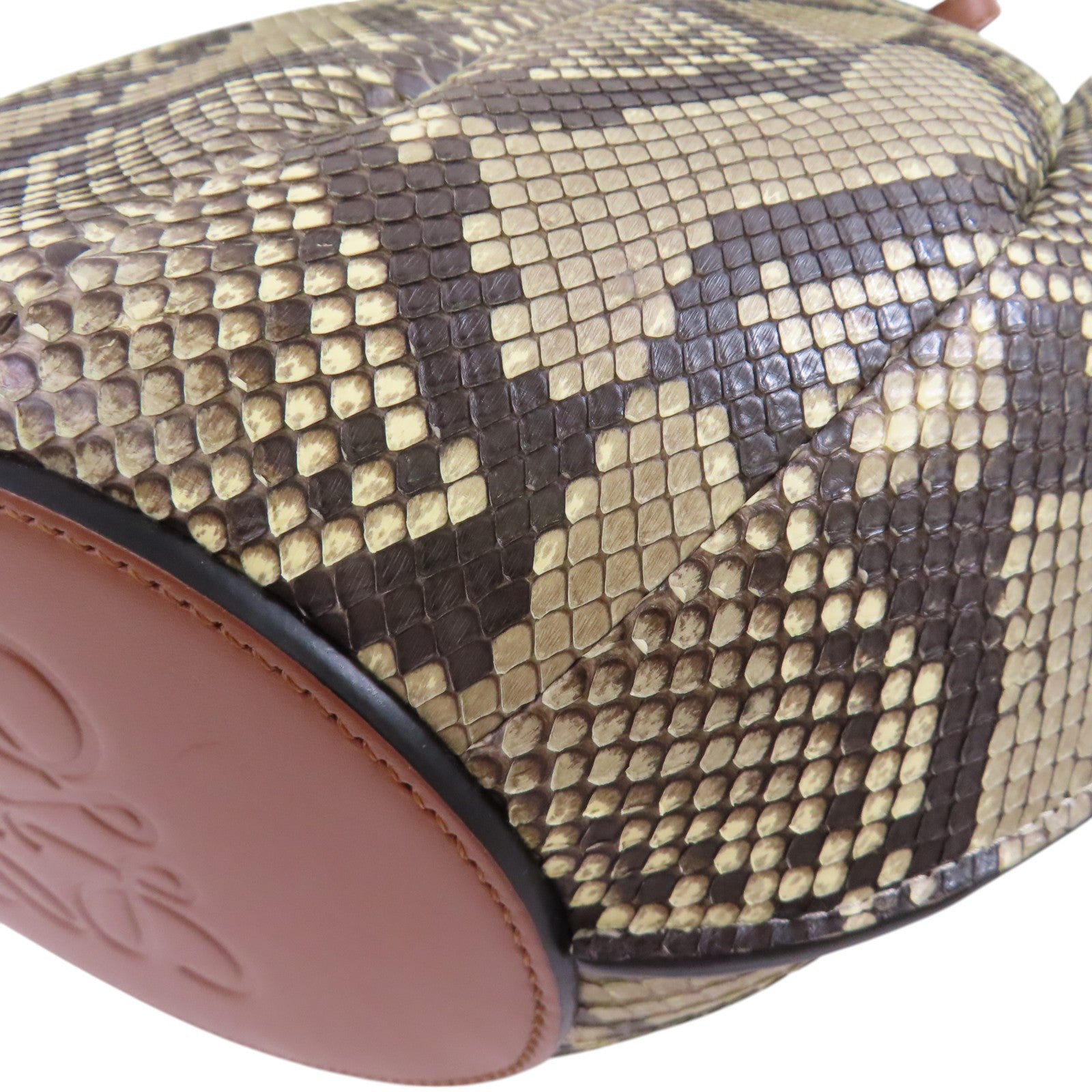 LOEWE 蛇皮皮革Shell Tote Small Tote Bag肩背袋