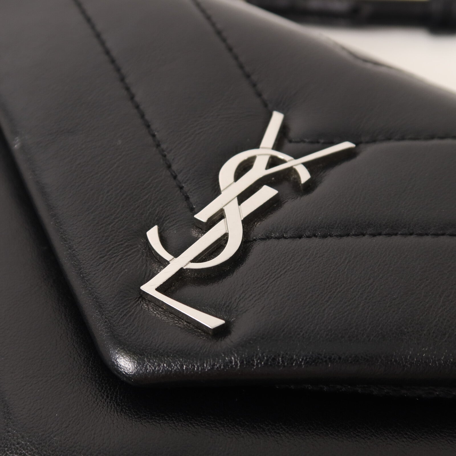 SAINT LAURENT 牛皮皮革Loulou Toy肩背袋