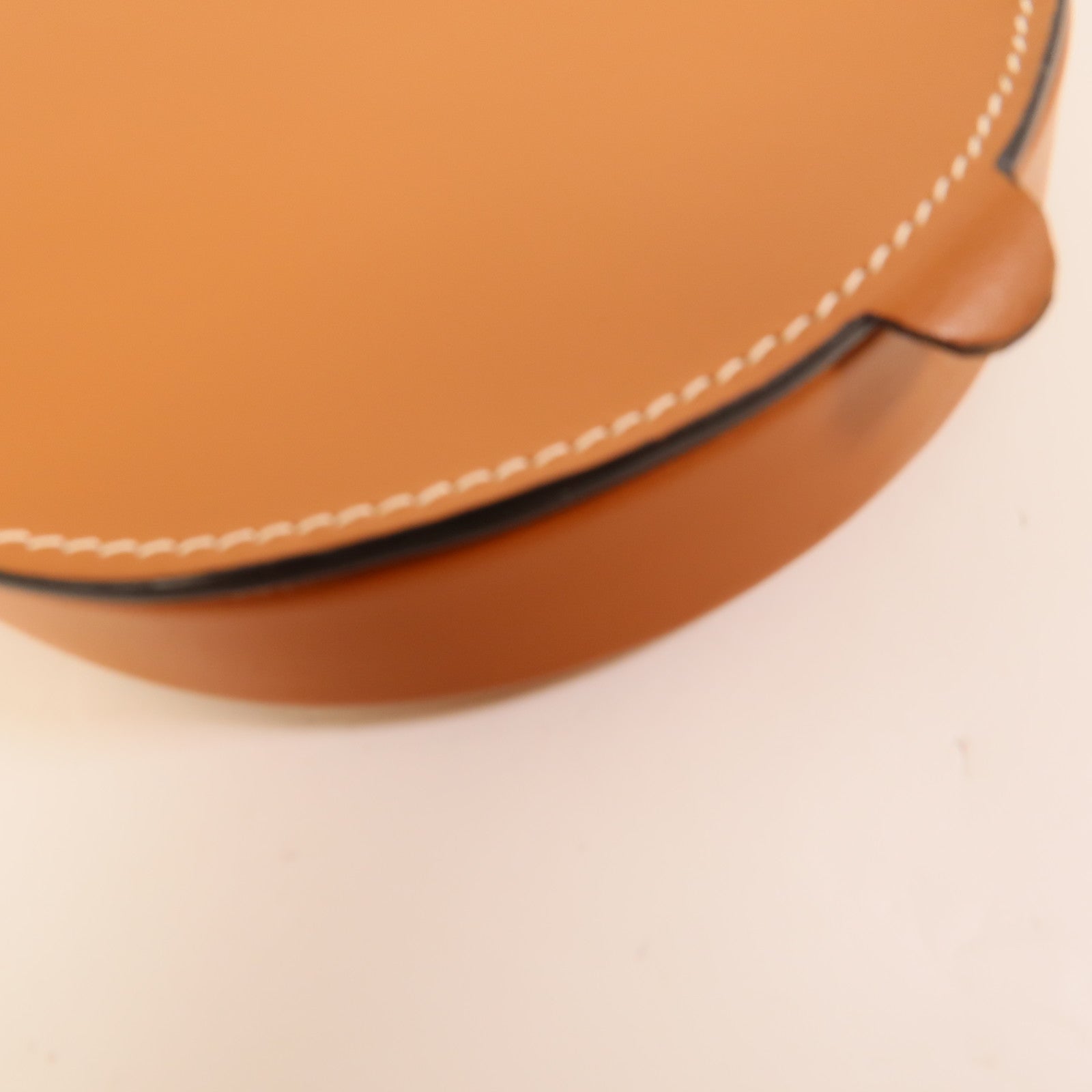 LOEWE 牛皮皮革Shoulder Bag肩背袋