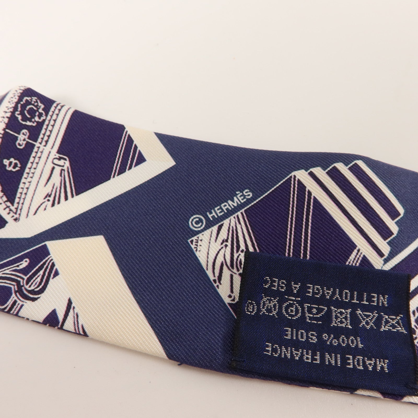 HERMES 絲質Twilly絲巾