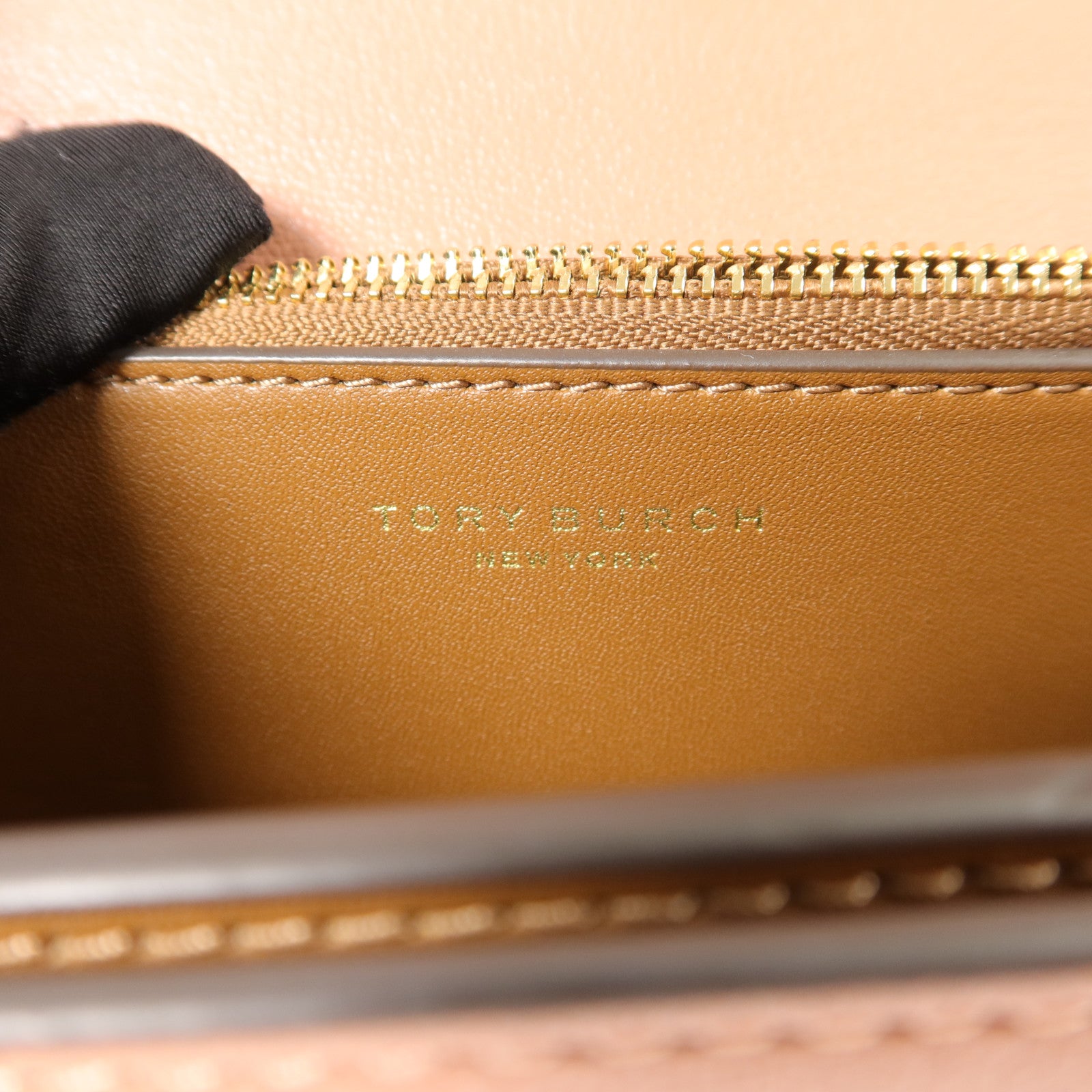Tory Burch 牛皮皮革Chain Shoulder鏈帶肩背袋