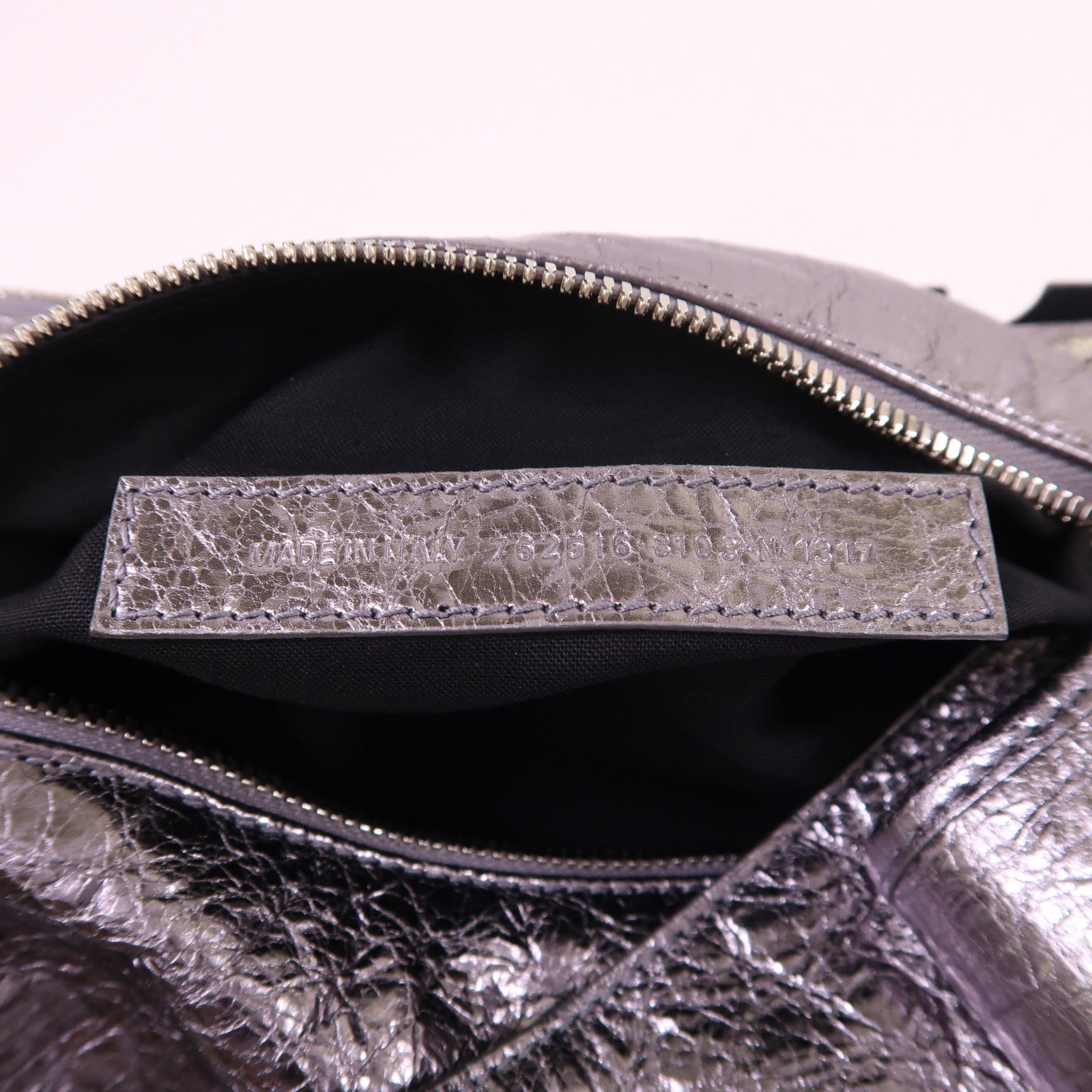BALENCIAGA 羊皮皮革Superbusy XS Sling銀扣肩背袋