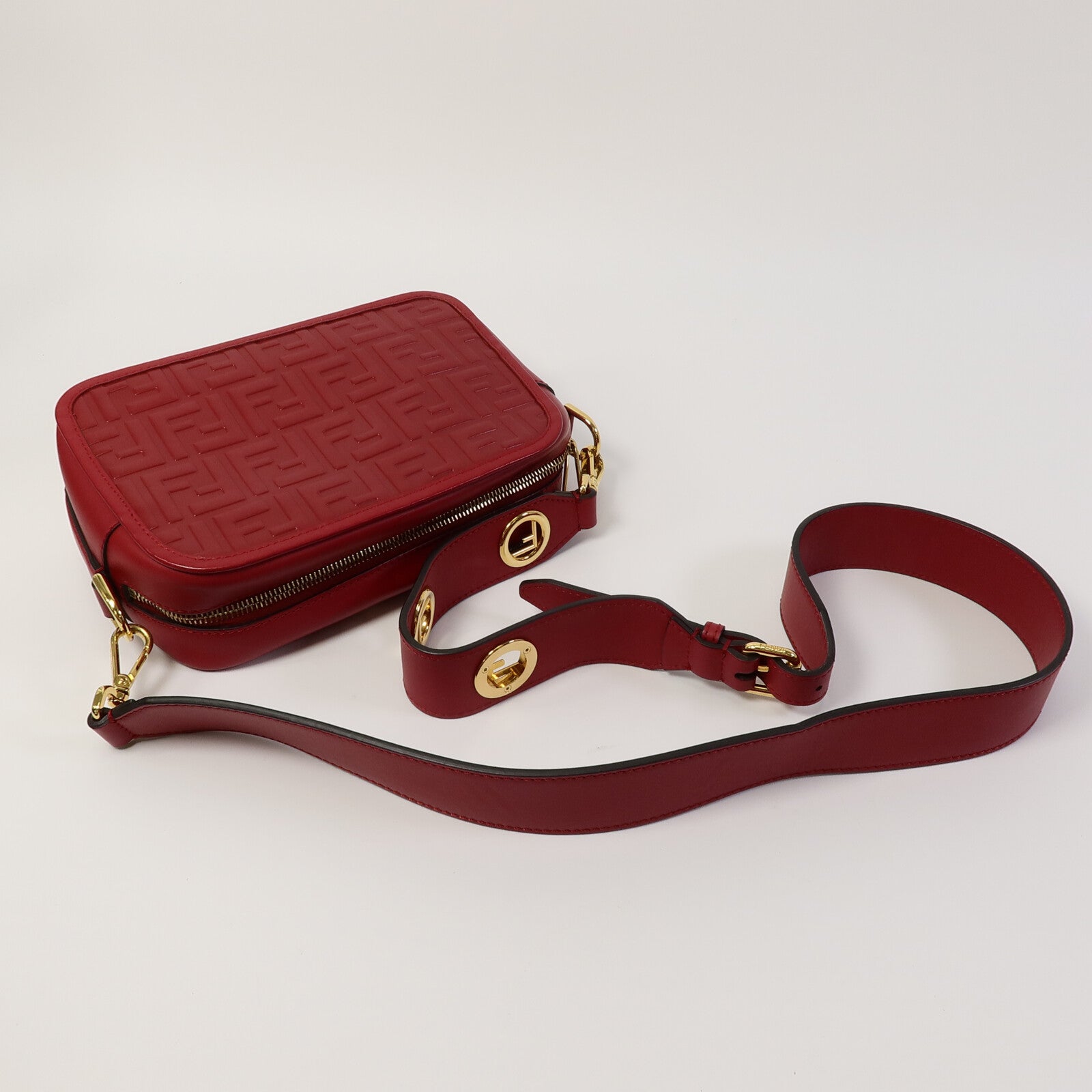 FENDI 牛皮皮革Zucca Camera肩背袋