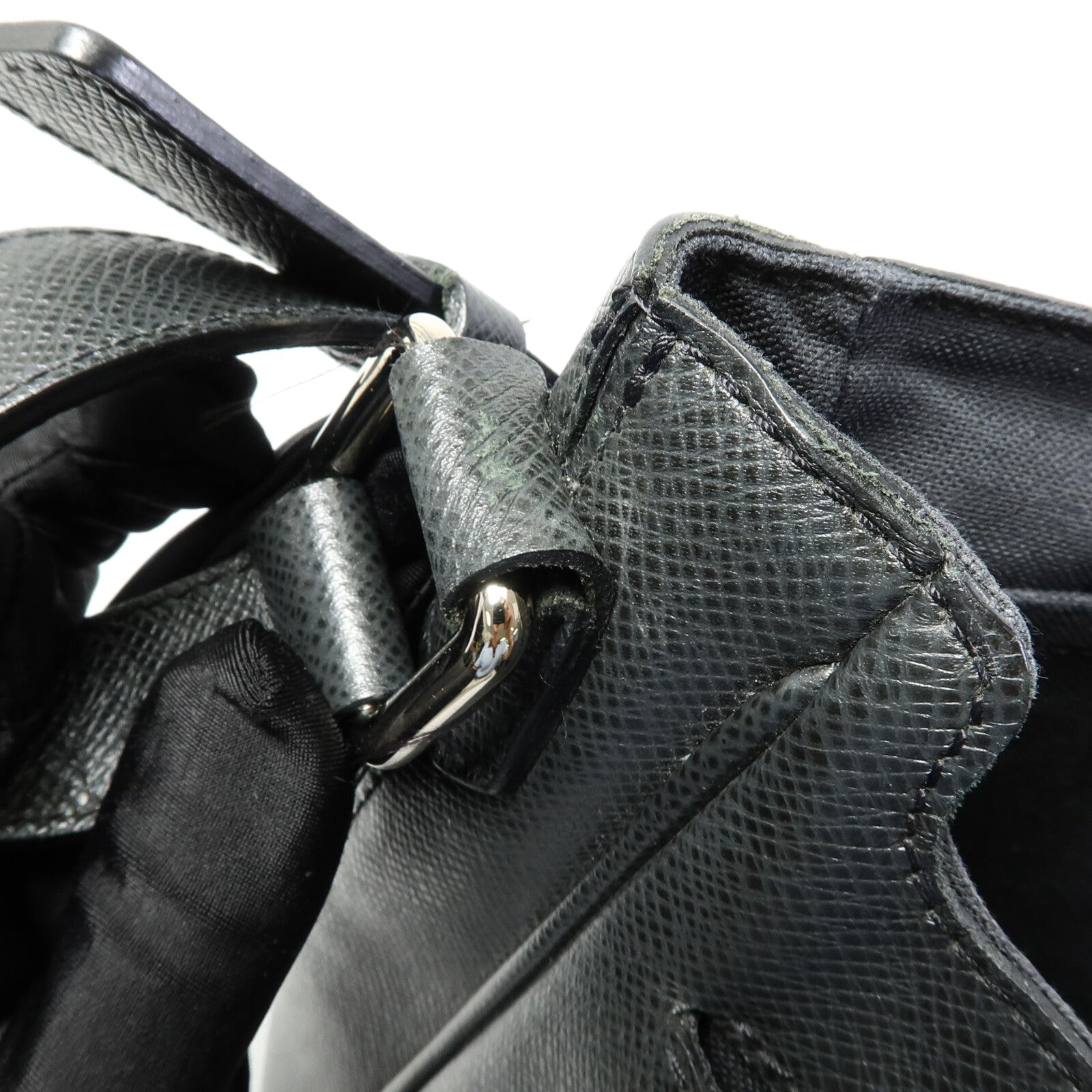 LOUIS VUITTON Taiga Taiga Luka肩背袋