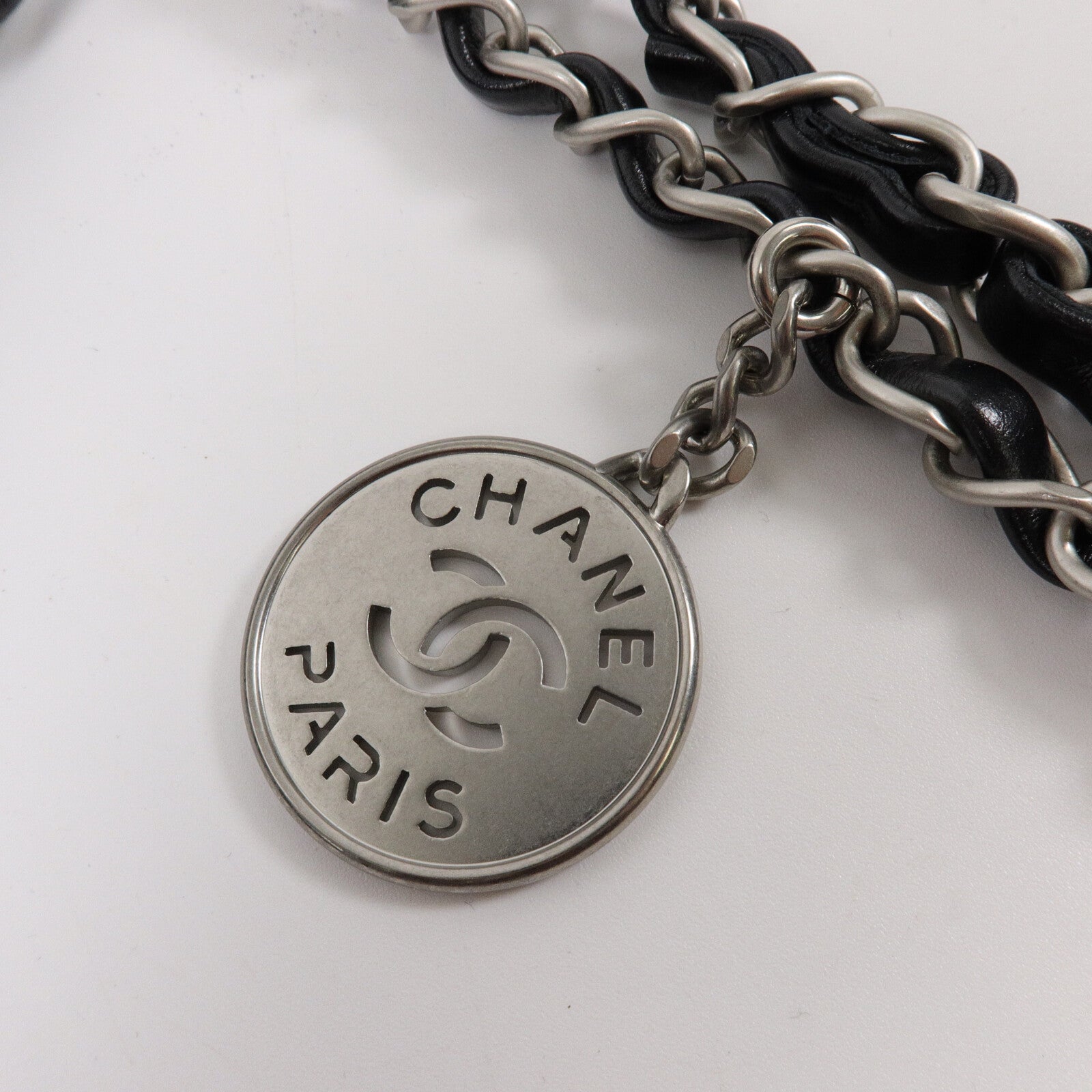 CHANEL 牛皮皮革Chanel 22 Small鏈帶肩背袋