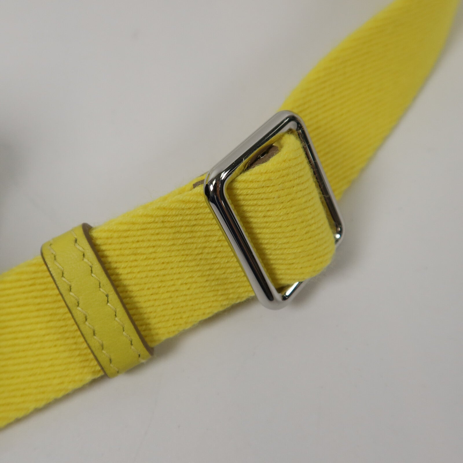 HERMES Swift皮革Mini Jypsiere肩背袋Lime