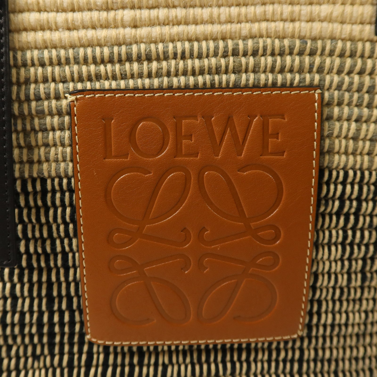 LOEWE Raffia Square Basket肩背袋