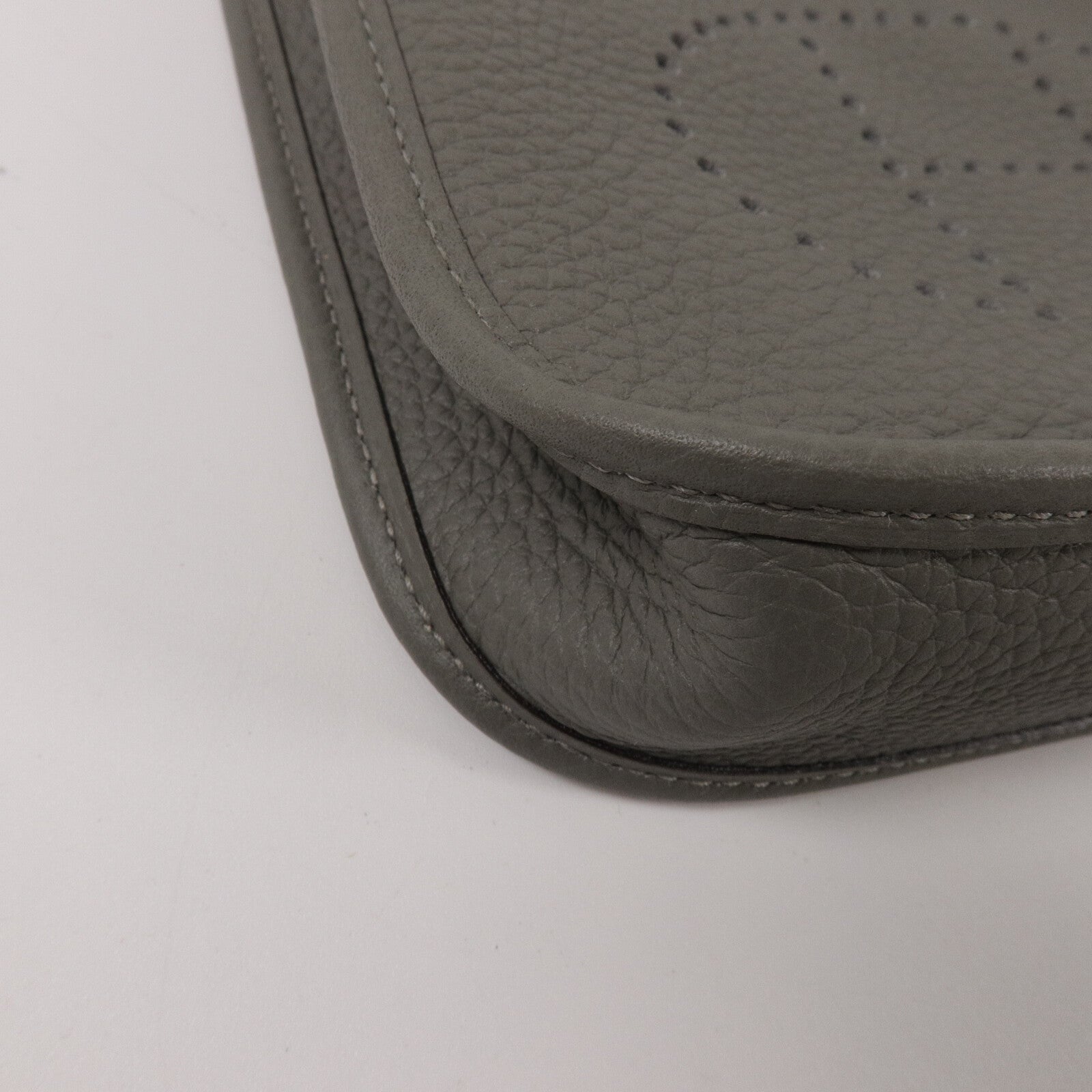 HERMES Clemence皮革Evelyne TPM肩背袋Gris Meyer