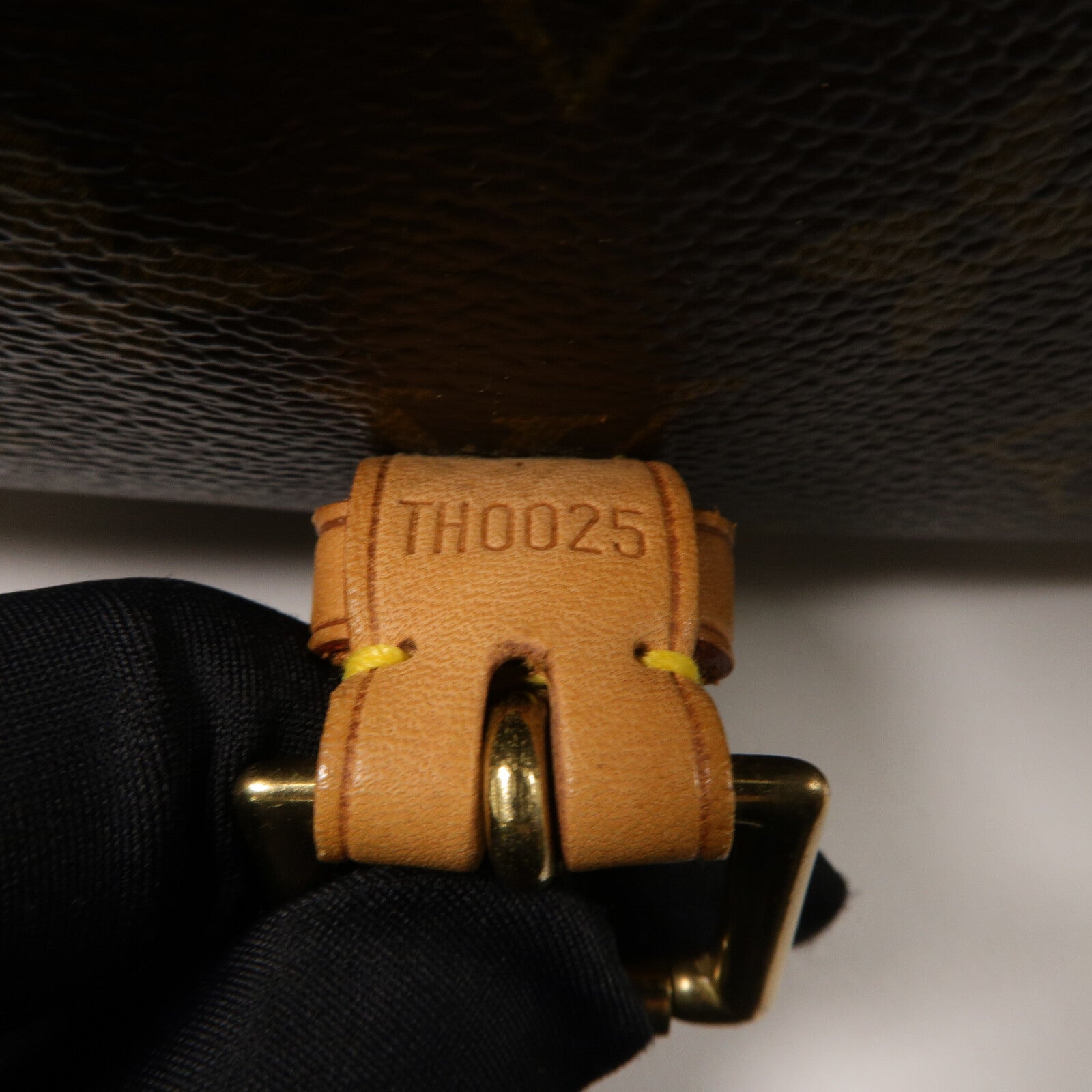 LOUIS VUITTON Monogram Sologne肩背袋