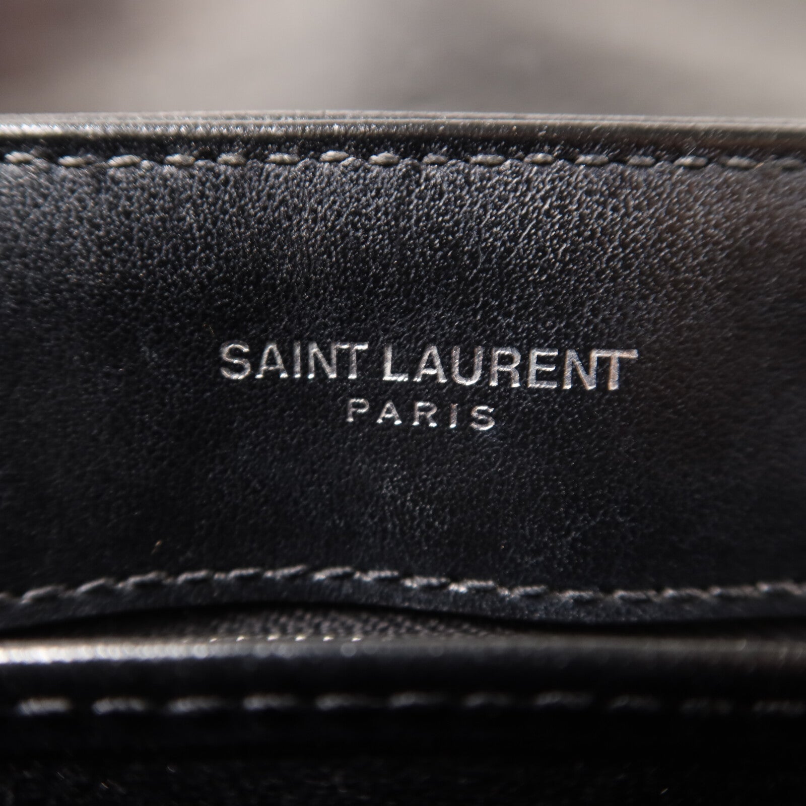 SAINT LAURENT 牛皮皮革Loulou Toy肩背袋