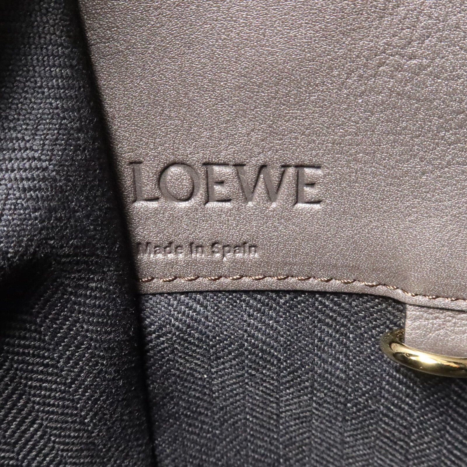 LOEWE 牛皮皮革Hammock Medium手挽肩背兩用袋