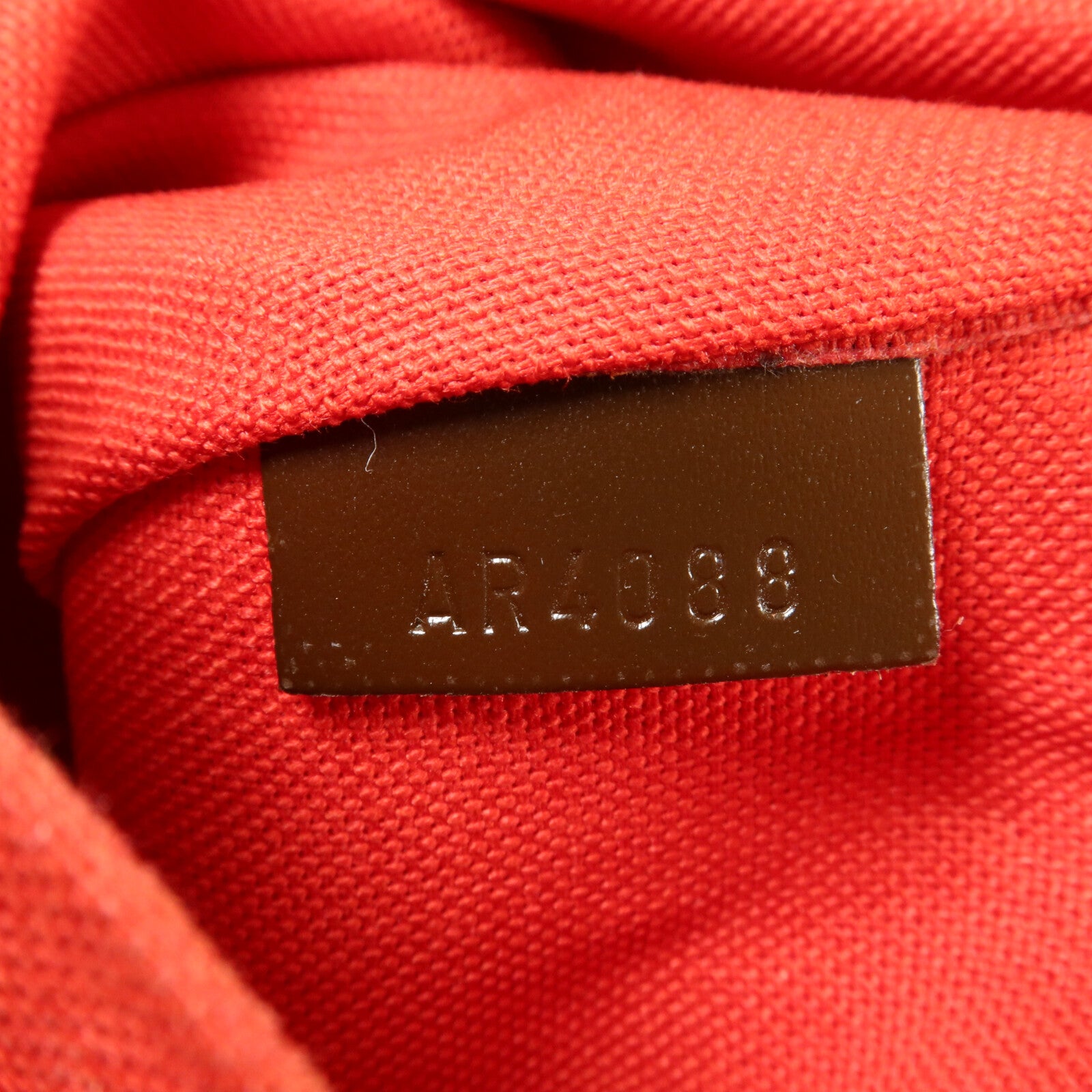 LOUIS VUITTON Damier Thames PM肩背袋