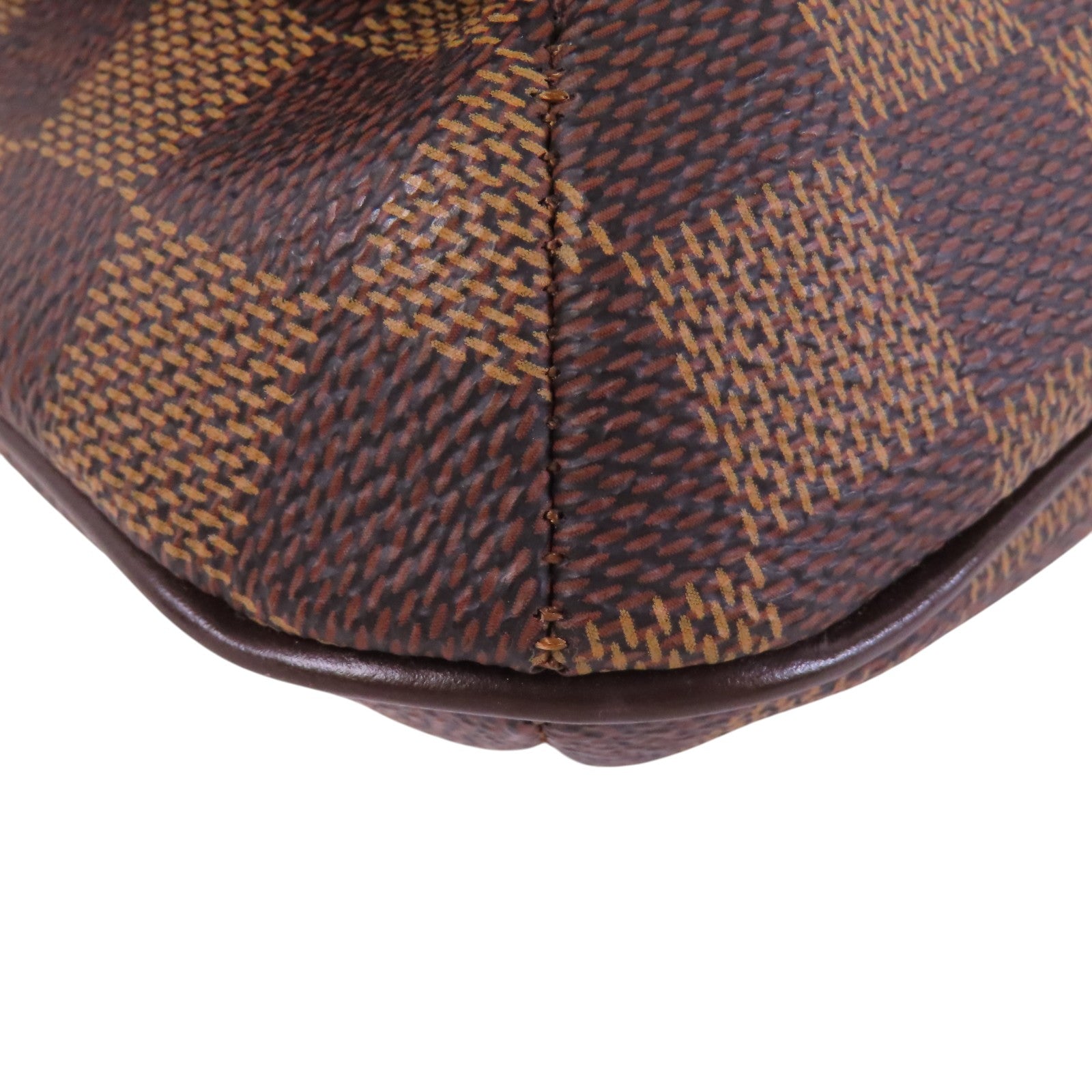LOUIS VUITTON Damier Ebene Musette Tango金扣肩背袋