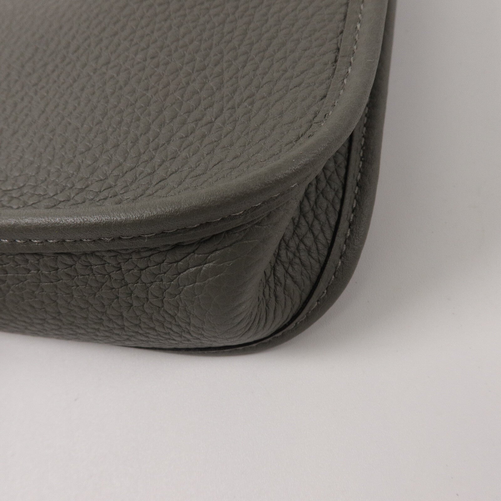 HERMES Clemence皮革Evelyne TPM肩背袋Gris Meyer