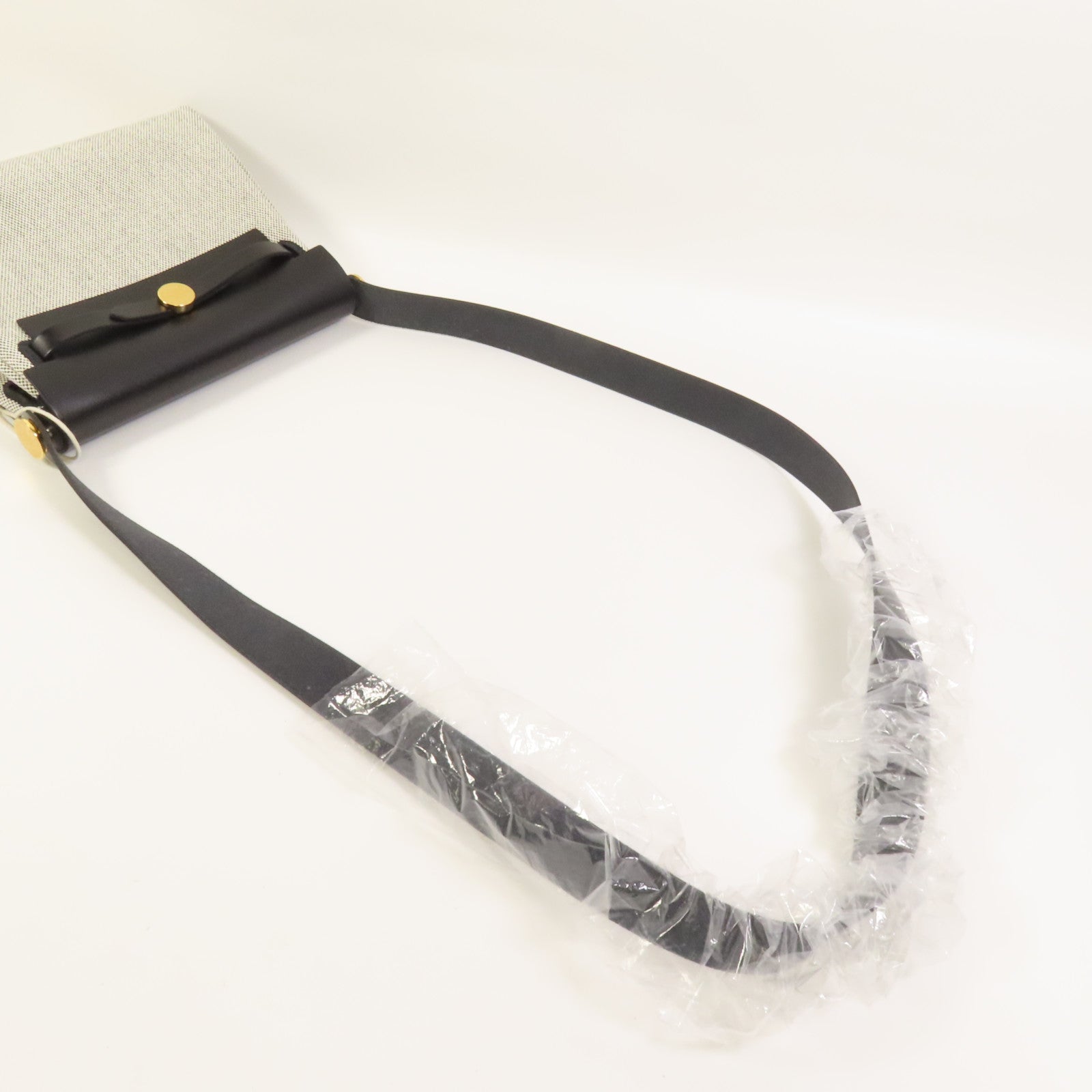 HERMES 帆布Mini Herbag金扣肩背袋