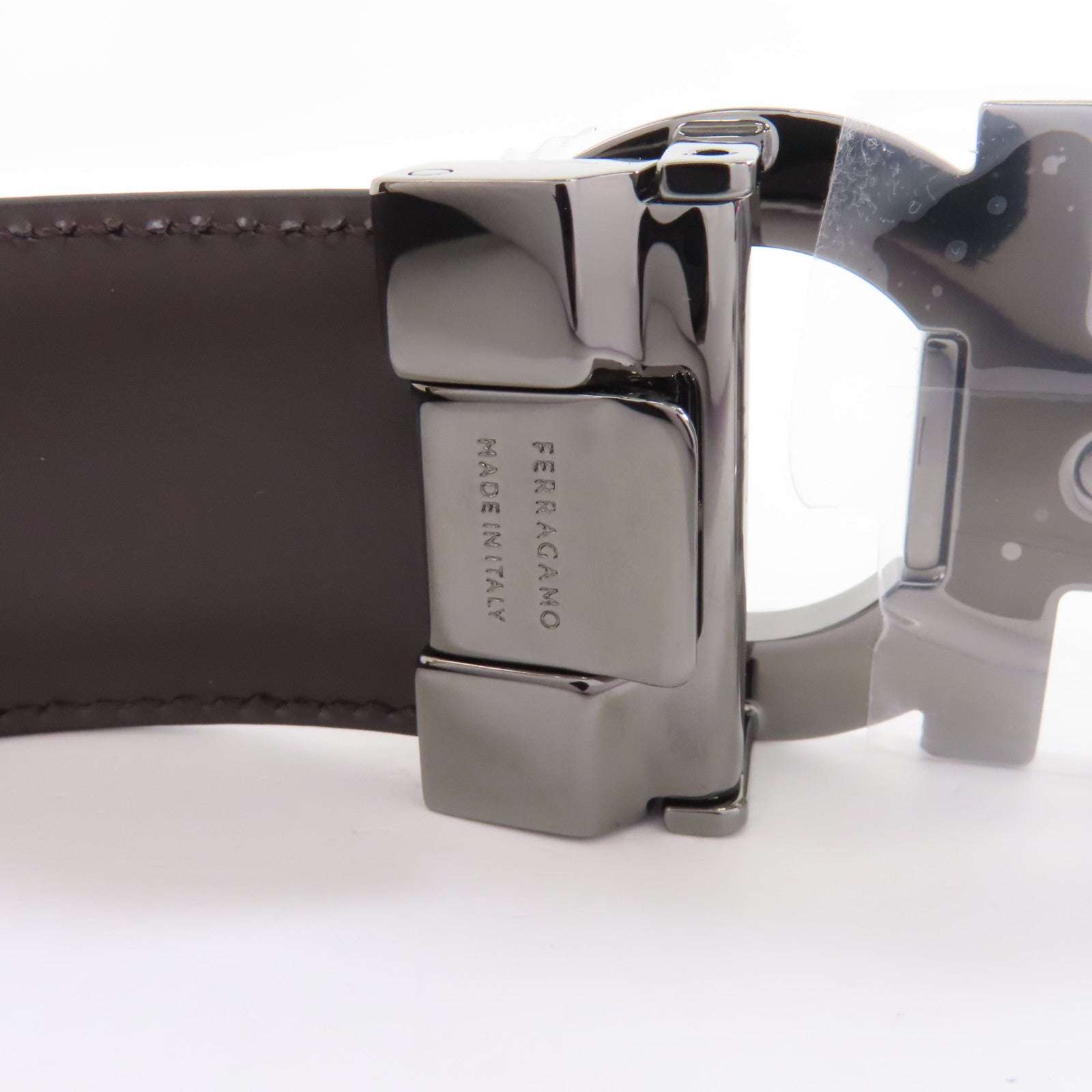 Salvatore Ferragamo 皮革Belt銀扣皮帶黑色/啡色