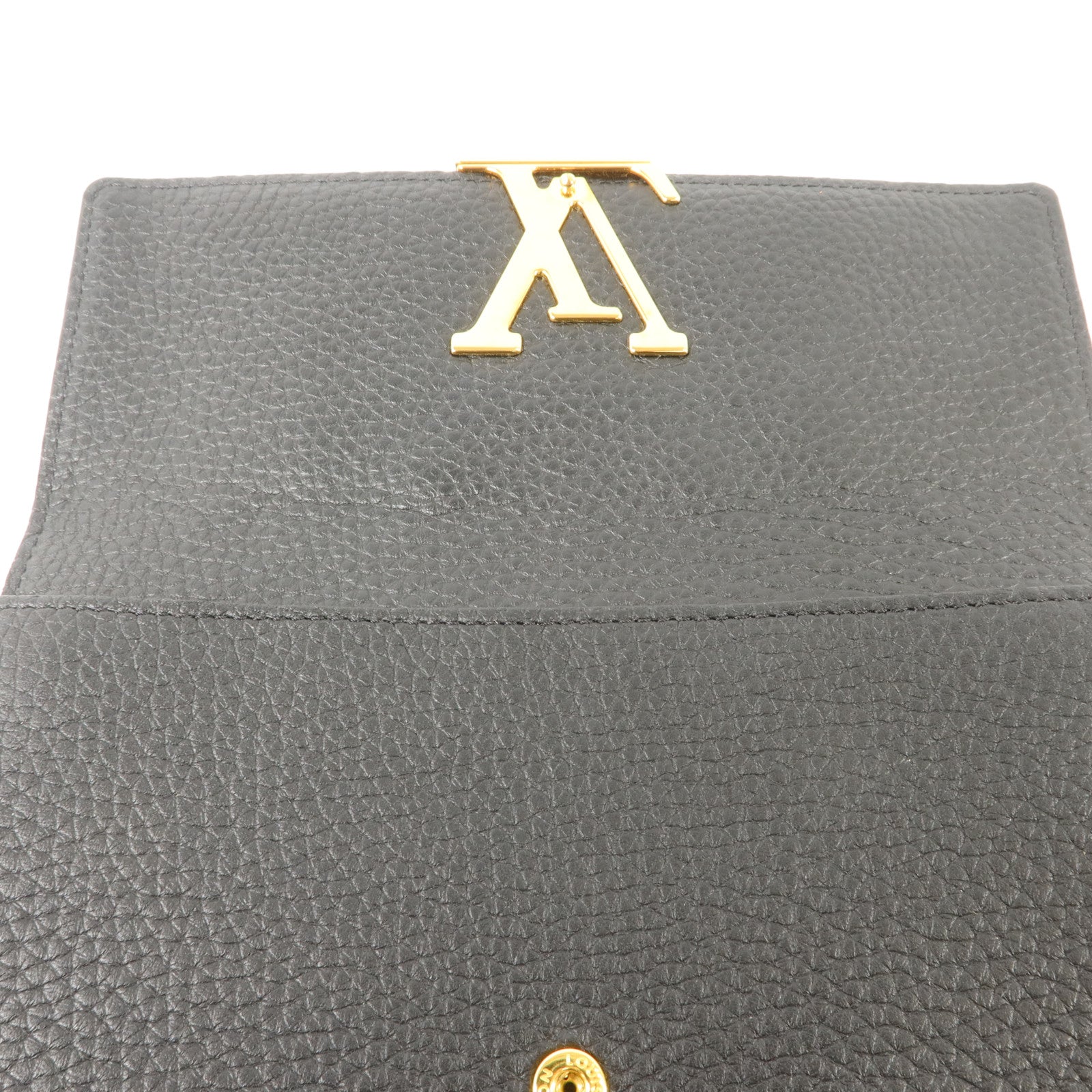 LOUIS VUITTON Taurillon Studded Soi Capucines Wallet長錢包