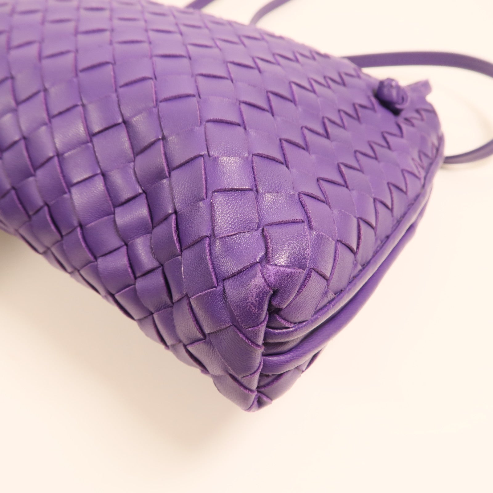 BOTTEGA VENETA 羊皮皮革Crossbody肩背袋