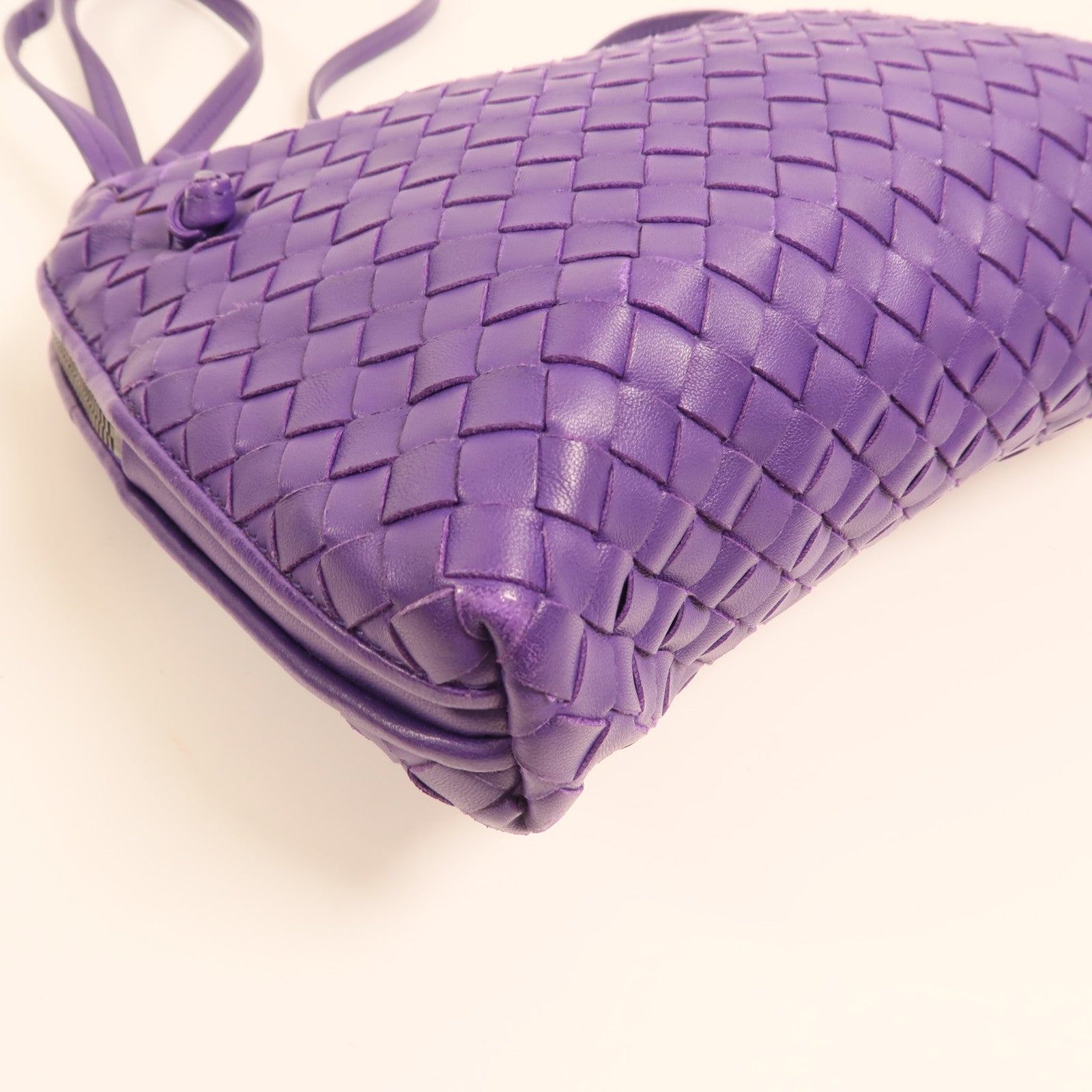 BOTTEGA VENETA 羊皮皮革Crossbody肩背袋