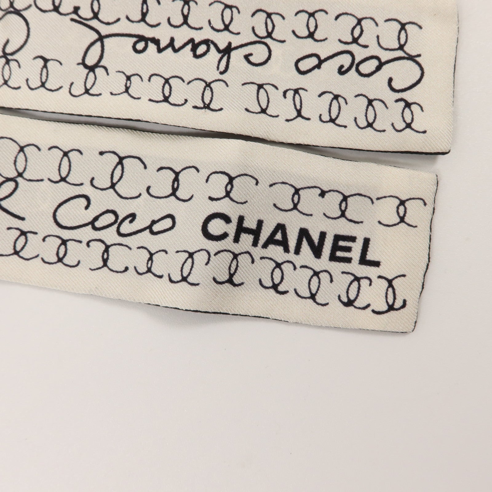 CHANEL 絲質Scarf絲巾