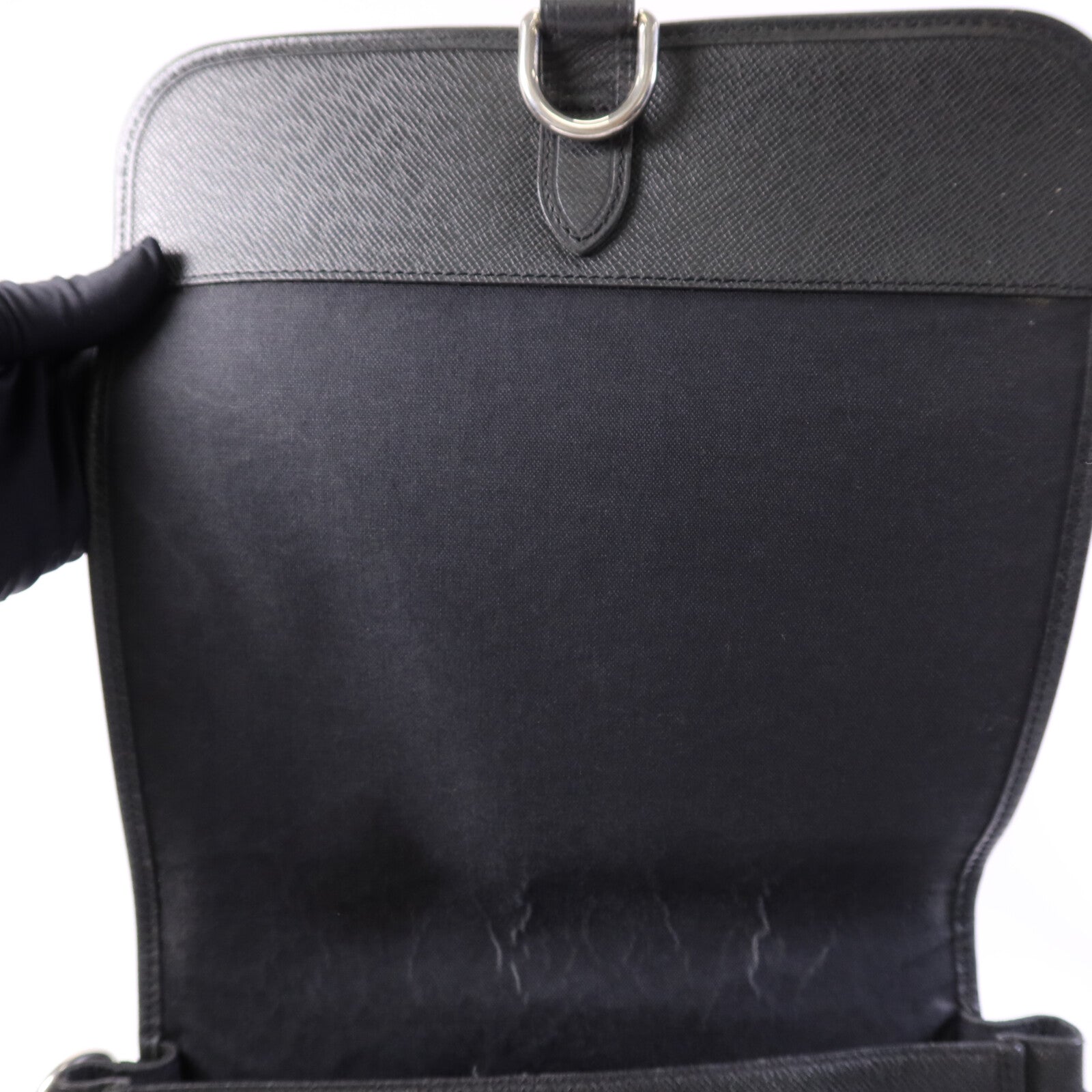 LOUIS VUITTON Taiga皮革Andrei銀扣肩背袋