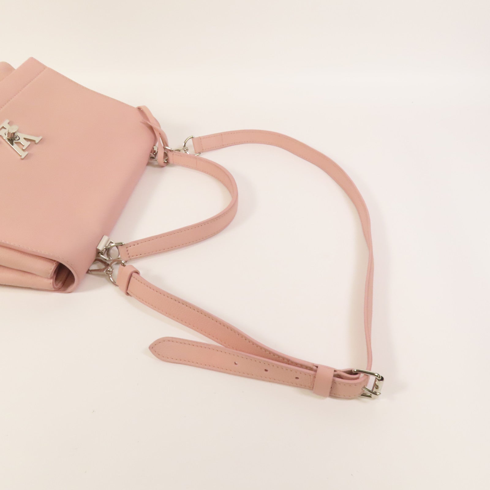 LOUIS VUITTON 【激減優惠】牛皮皮革Lockme Cartable銀扣手挽肩背兩用袋