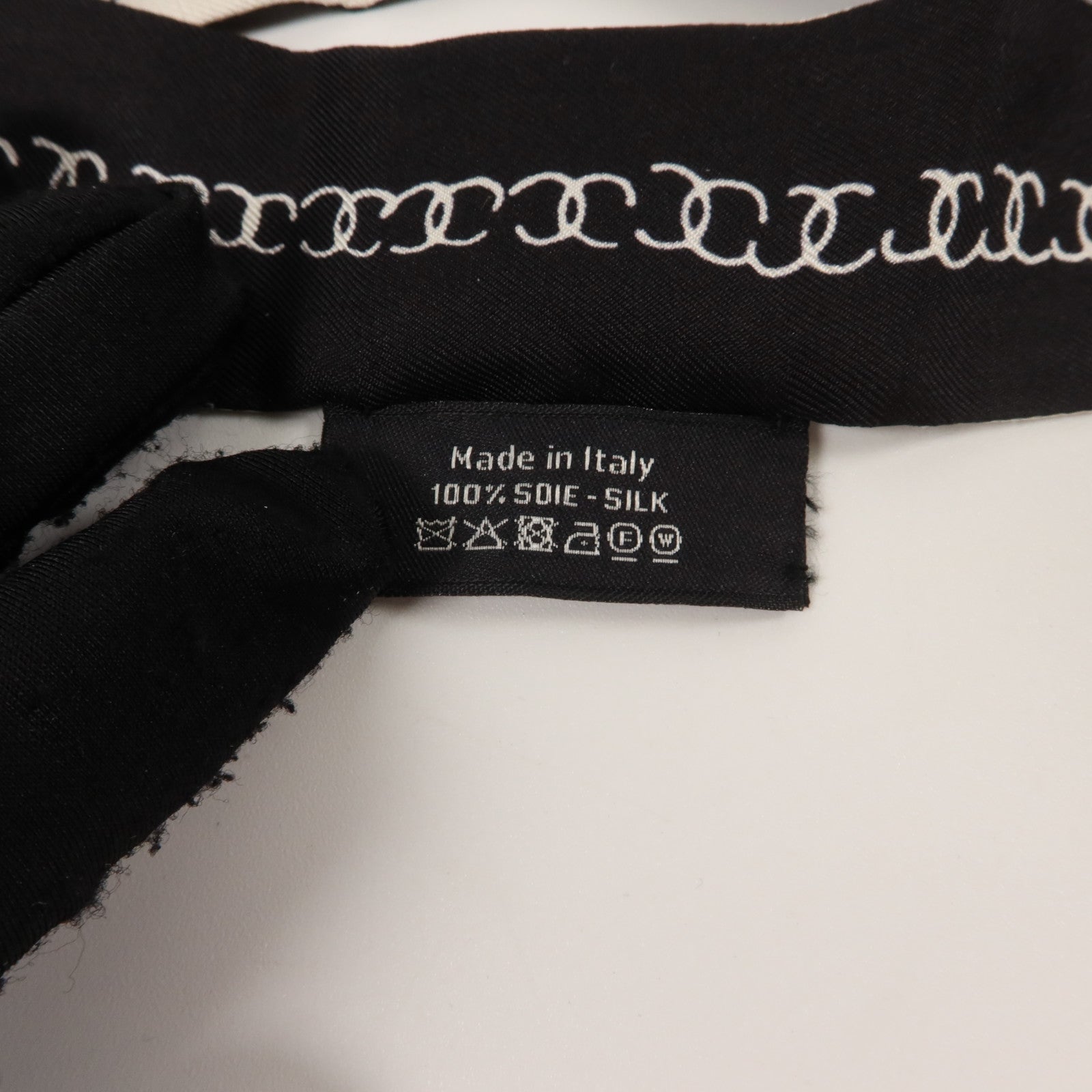 CHANEL 絲質Scarf絲巾