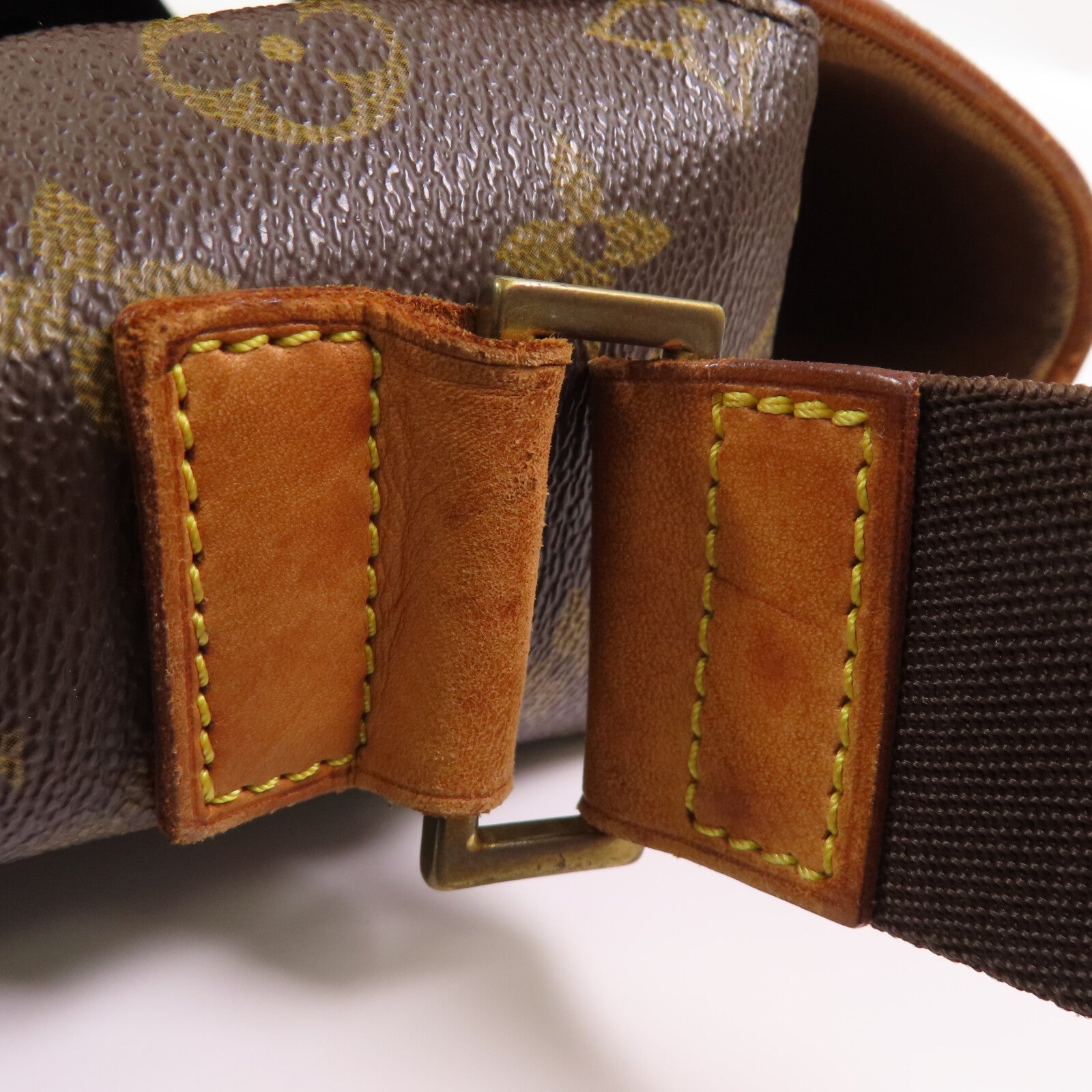 LOUIS VUITTON 【激減優惠】Monogram Abbeses金扣肩背袋