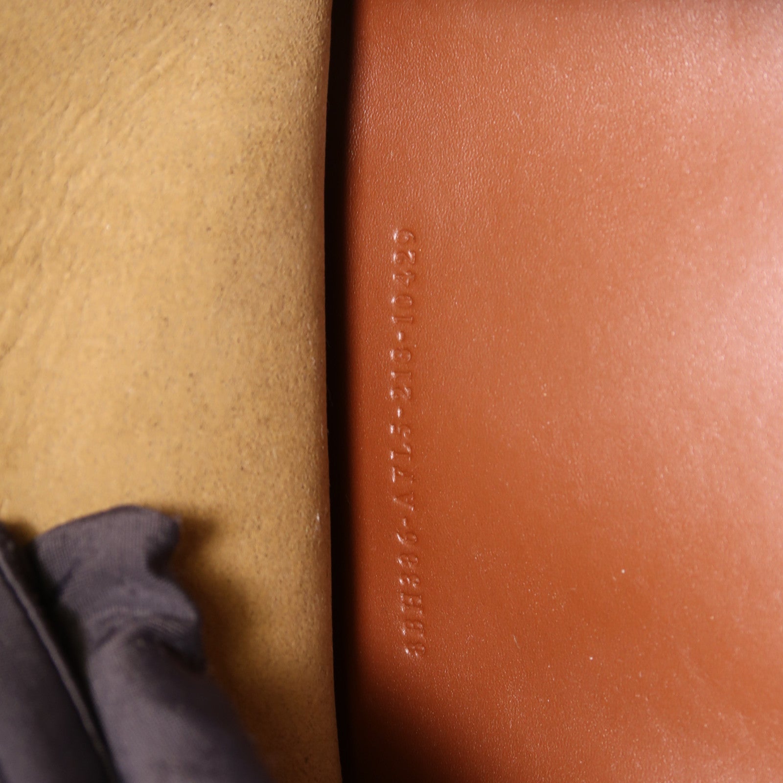 FENDI 牛皮皮革Sunshine Shopping Bag金扣手挽肩背兩用袋