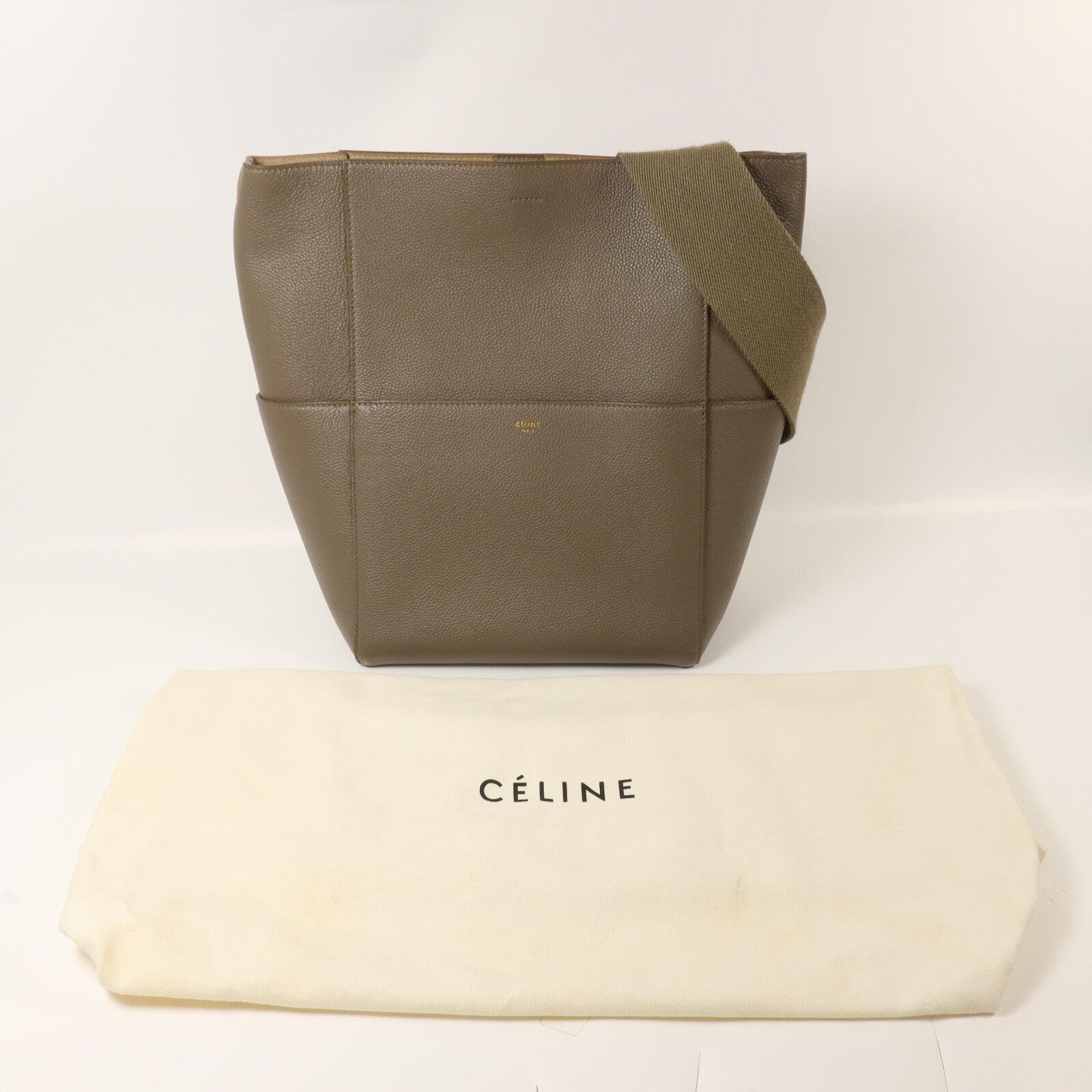 CELINE 牛皮皮革Sangle Bucket Large肩背袋