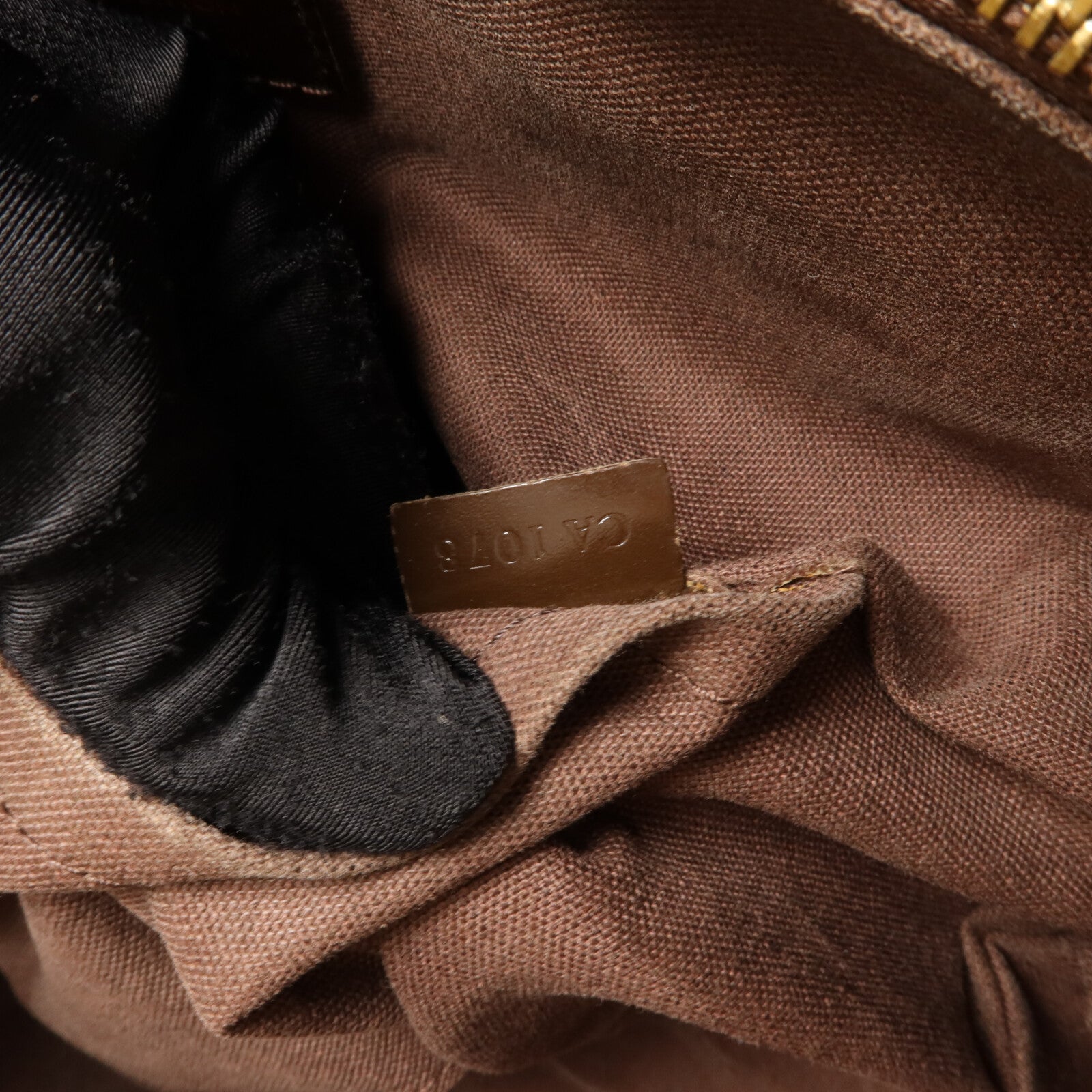 LOUIS VUITTON Damier Beaubourg金扣肩背袋棕色