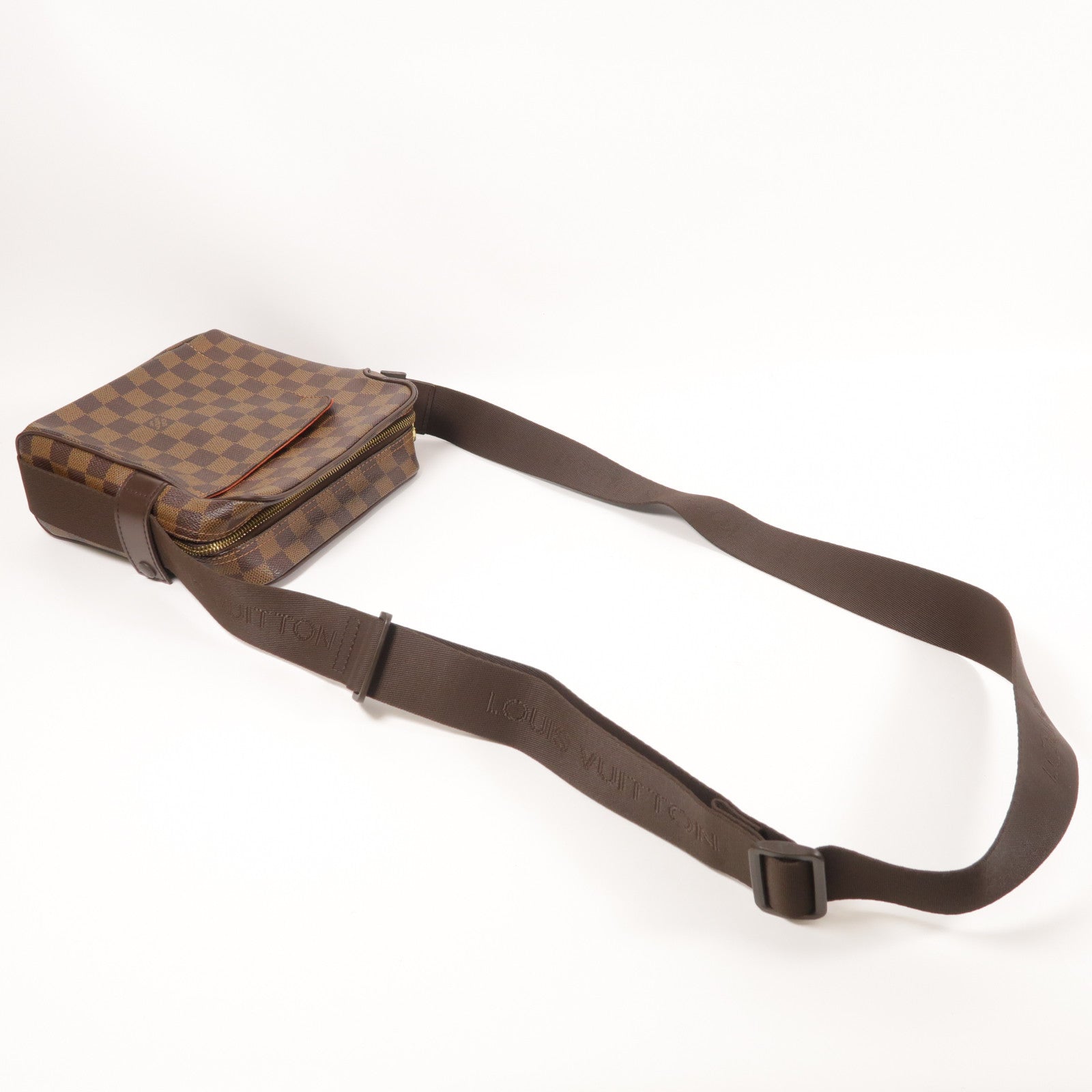 LOUIS VUITTON Damier Olaf PM金扣肩背袋