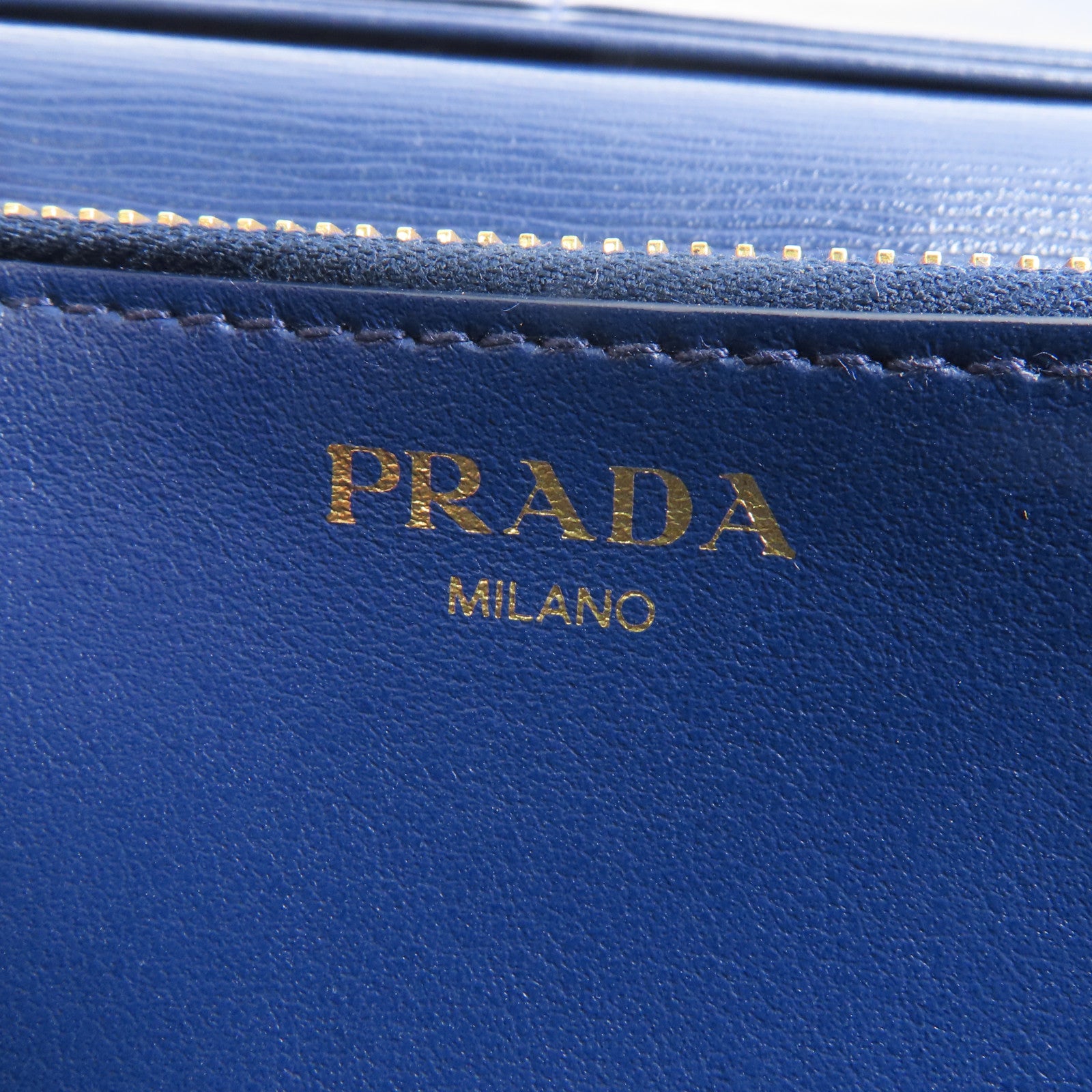 PRADA 牛皮皮革Long Wallet金扣長錢包
