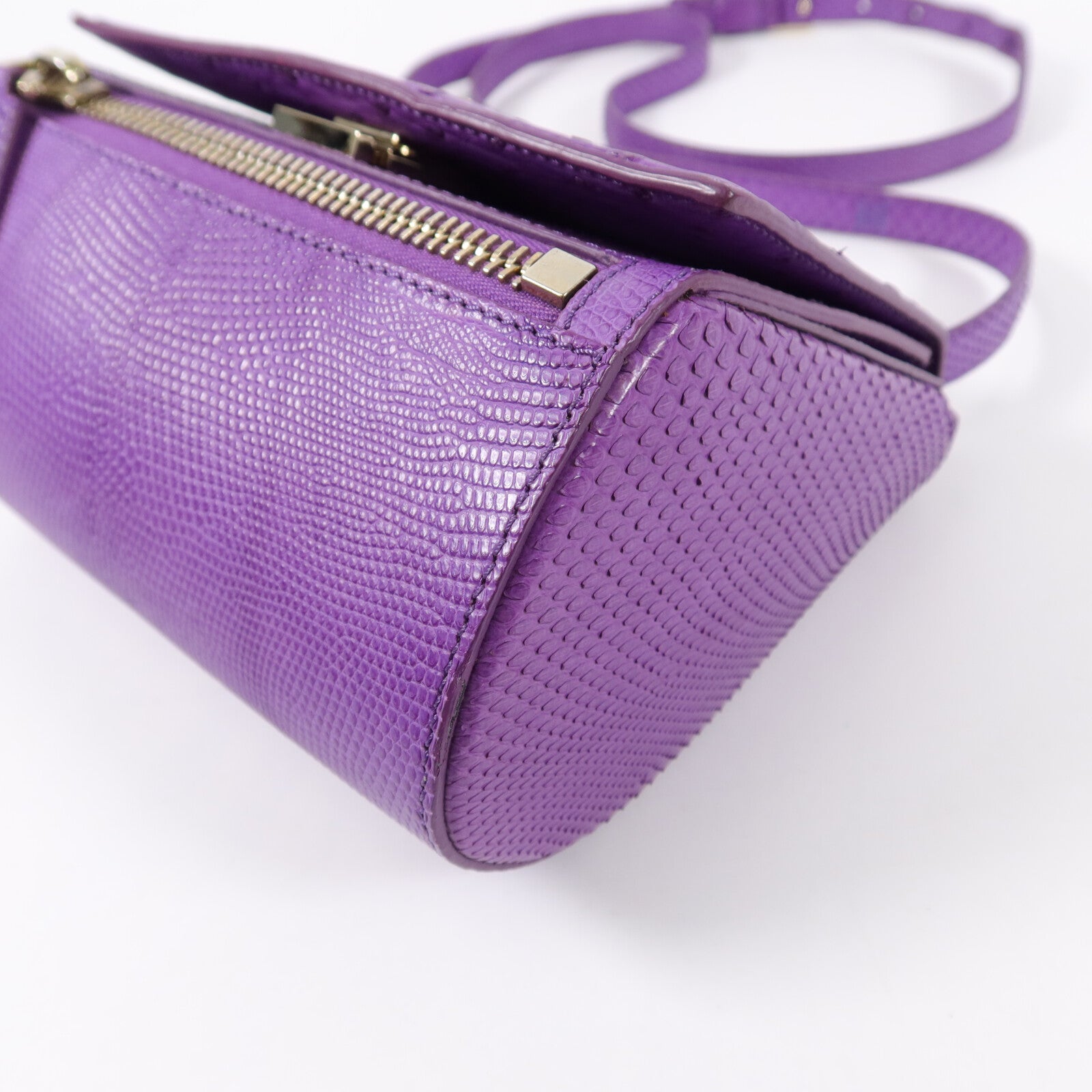 GIVENCHY 珍稀皮革Shoulder Bag肩背袋