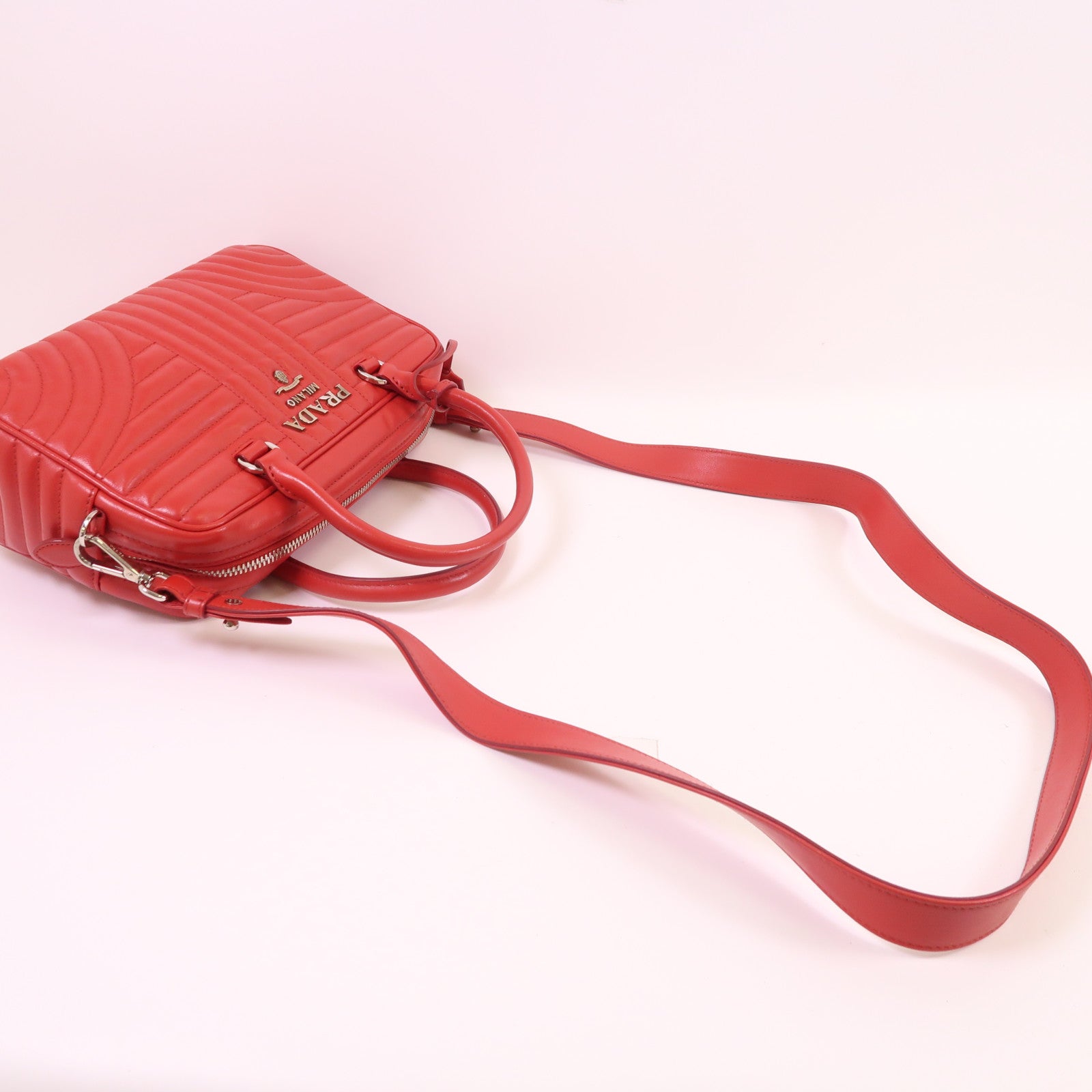 PRADA 羊皮皮革2 Way Shoulder銀扣手挽肩背兩用袋