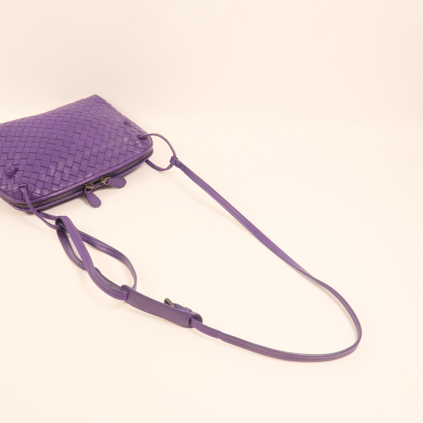BOTTEGA VENETA 羊皮皮革Crossbody肩背袋