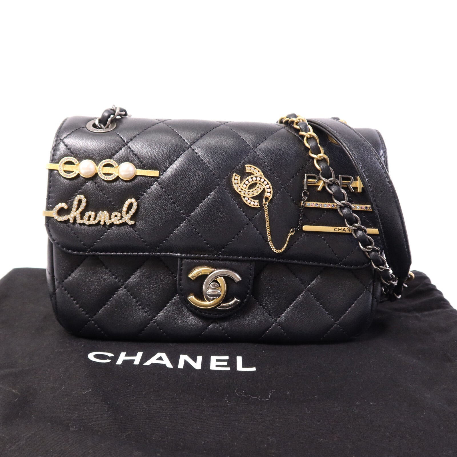 CHANEL 羊皮皮革Pearl Hairpin Badge鏈帶肩背袋
