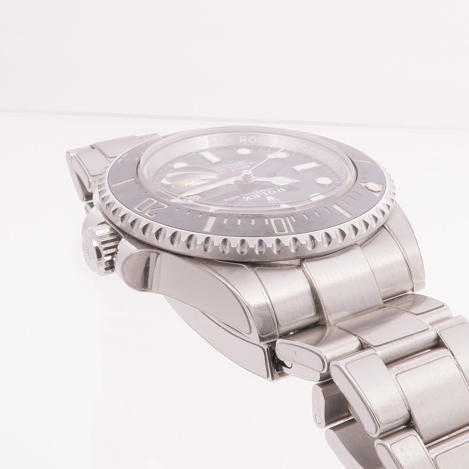 ROLEX Sea Dweller 126600