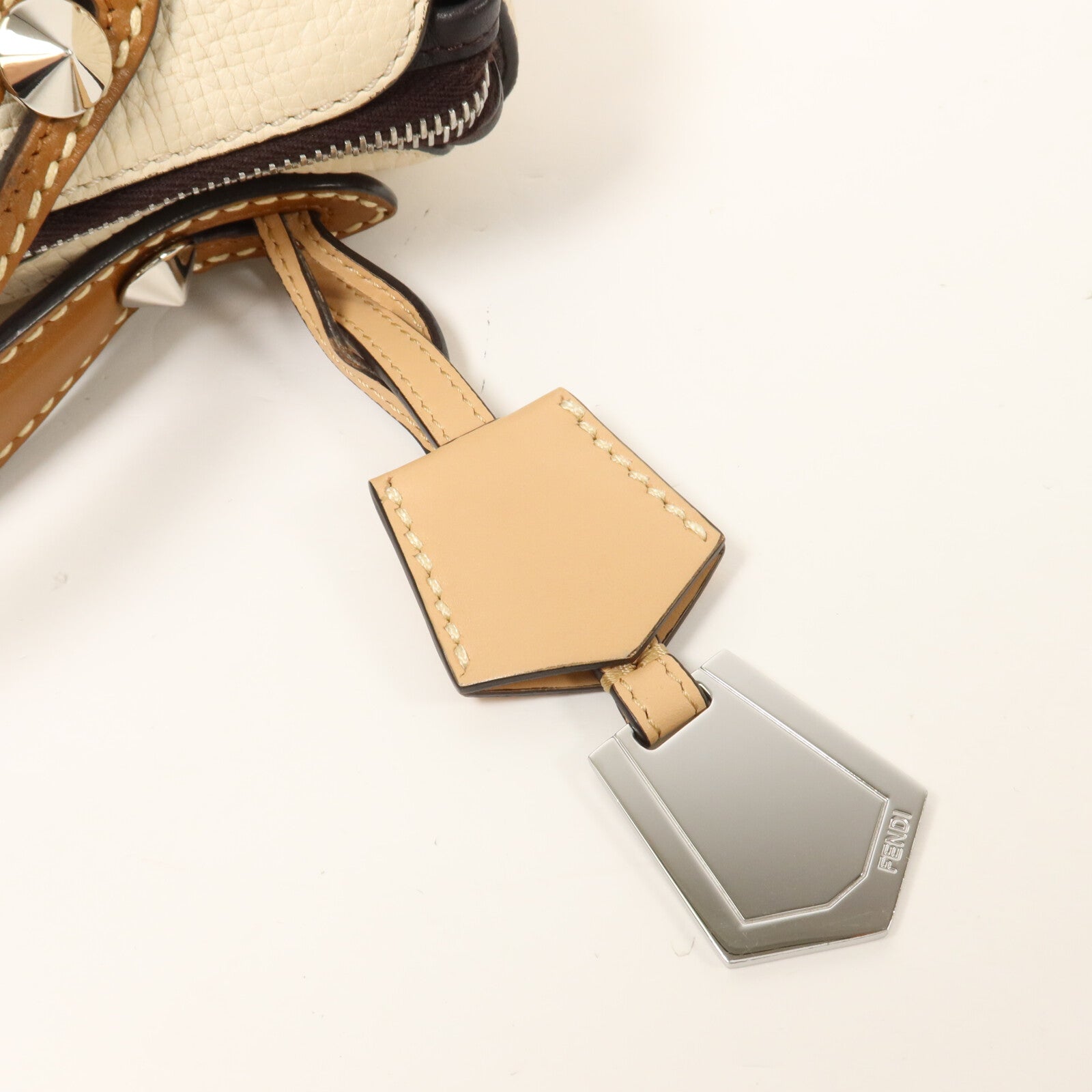 FENDI 牛皮皮革By The Way Medium手挽肩背兩用袋