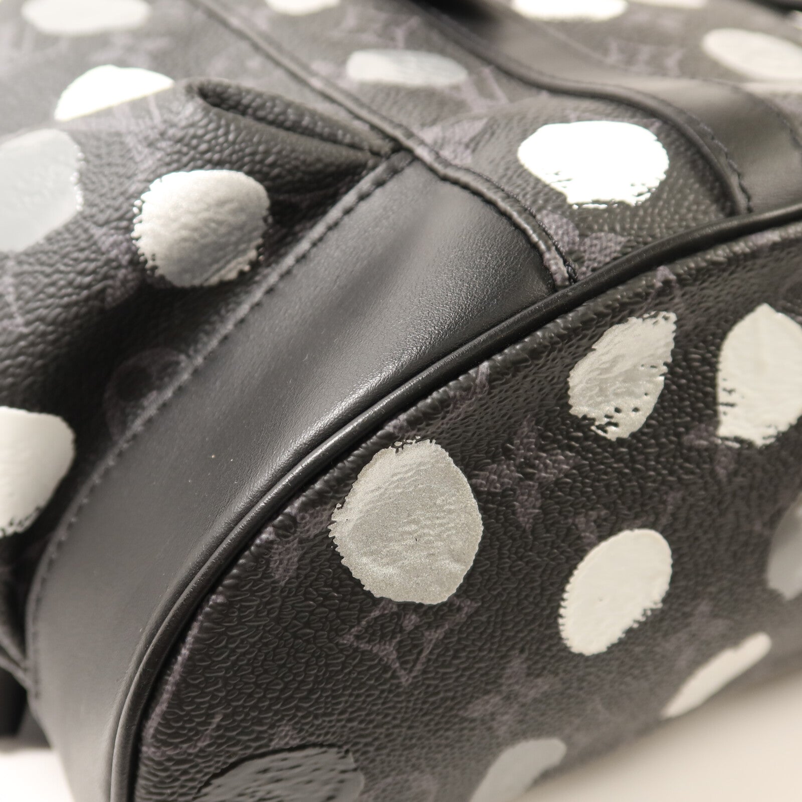 LOUIS VUITTON Monogram Eclipse LV X YK Christopher MM背包