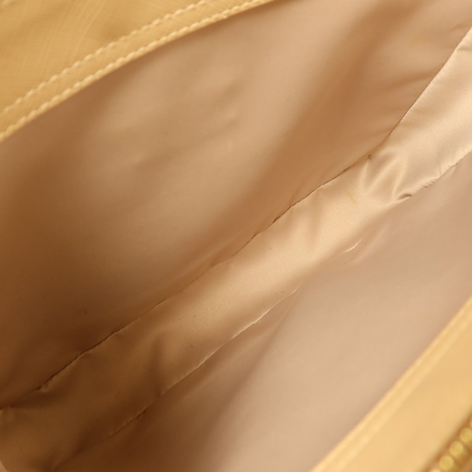 Salvatore Ferragamo 牛皮皮革Tracy Vara Bow金扣手挽肩背兩用袋