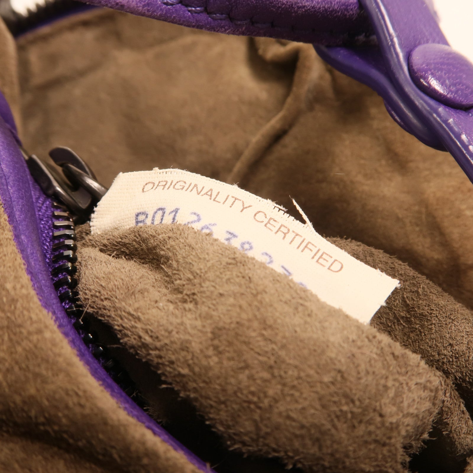 BOTTEGA VENETA 羊皮皮革Crossbody肩背袋