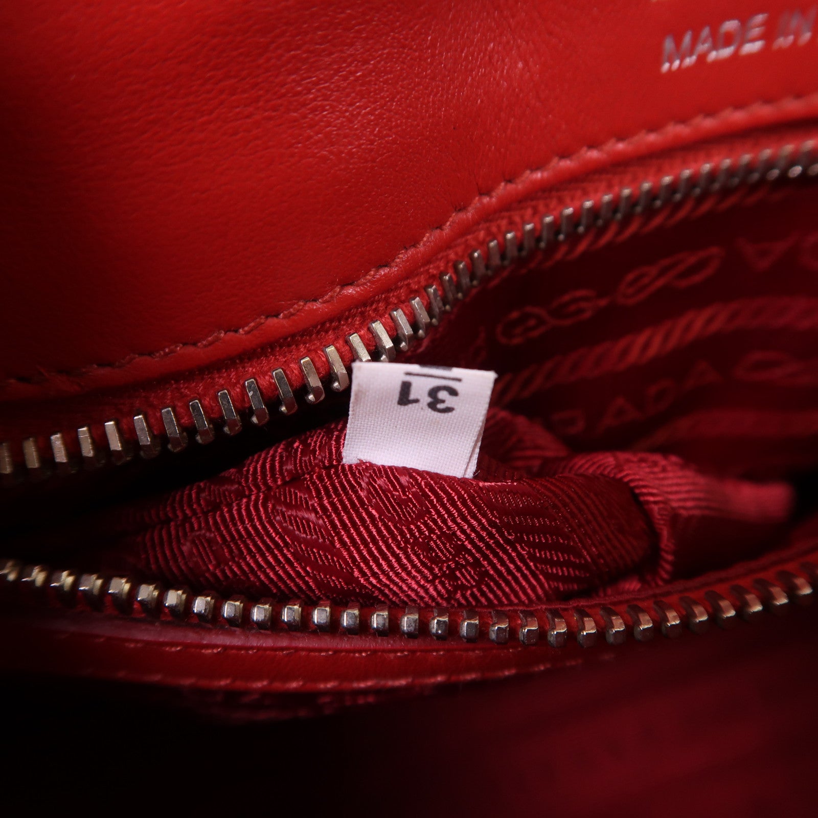 PRADA 羊皮皮革2 Way Shoulder銀扣手挽肩背兩用袋