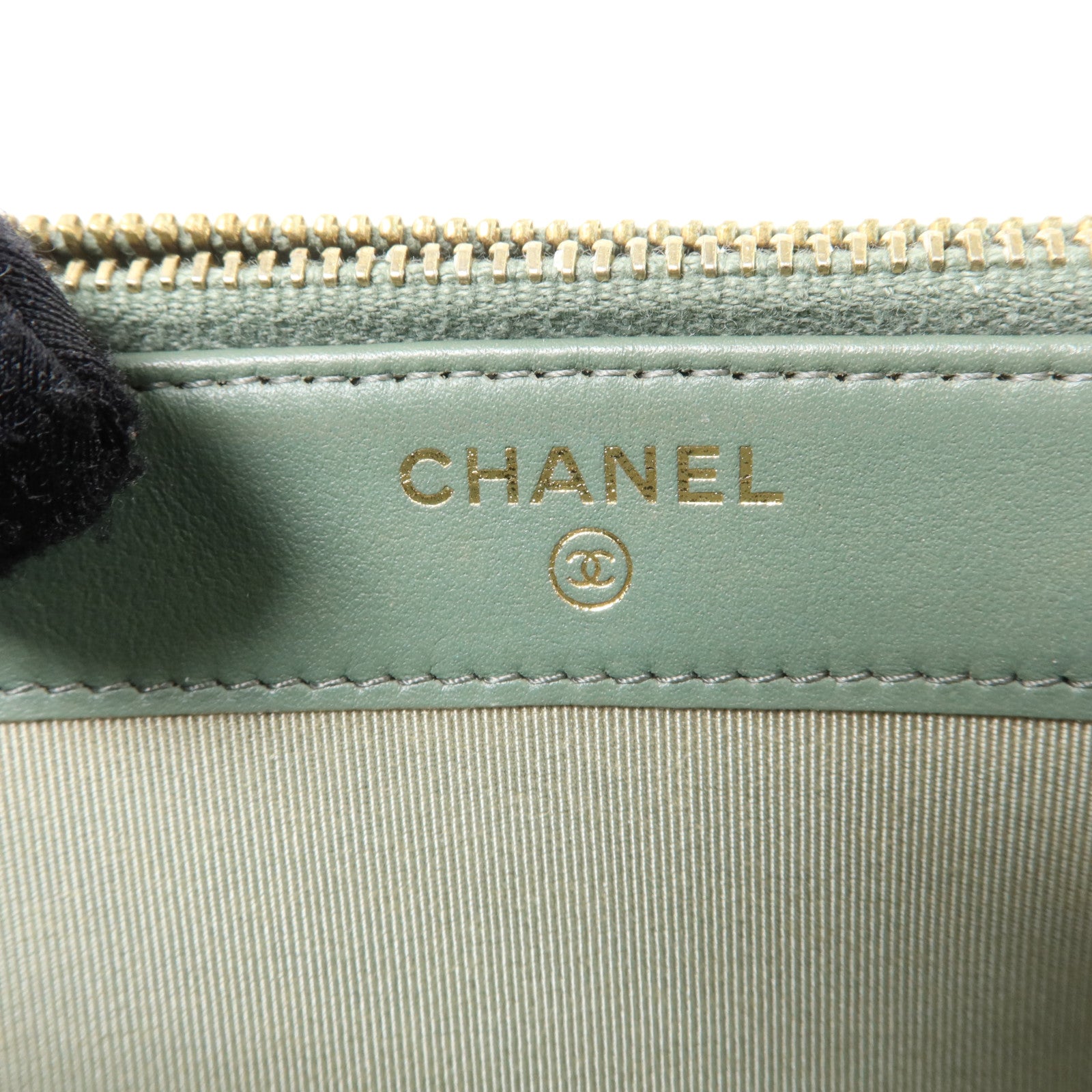 CHANEL 牛皮皮革Classic Clutch with Chain鏈帶肩背袋