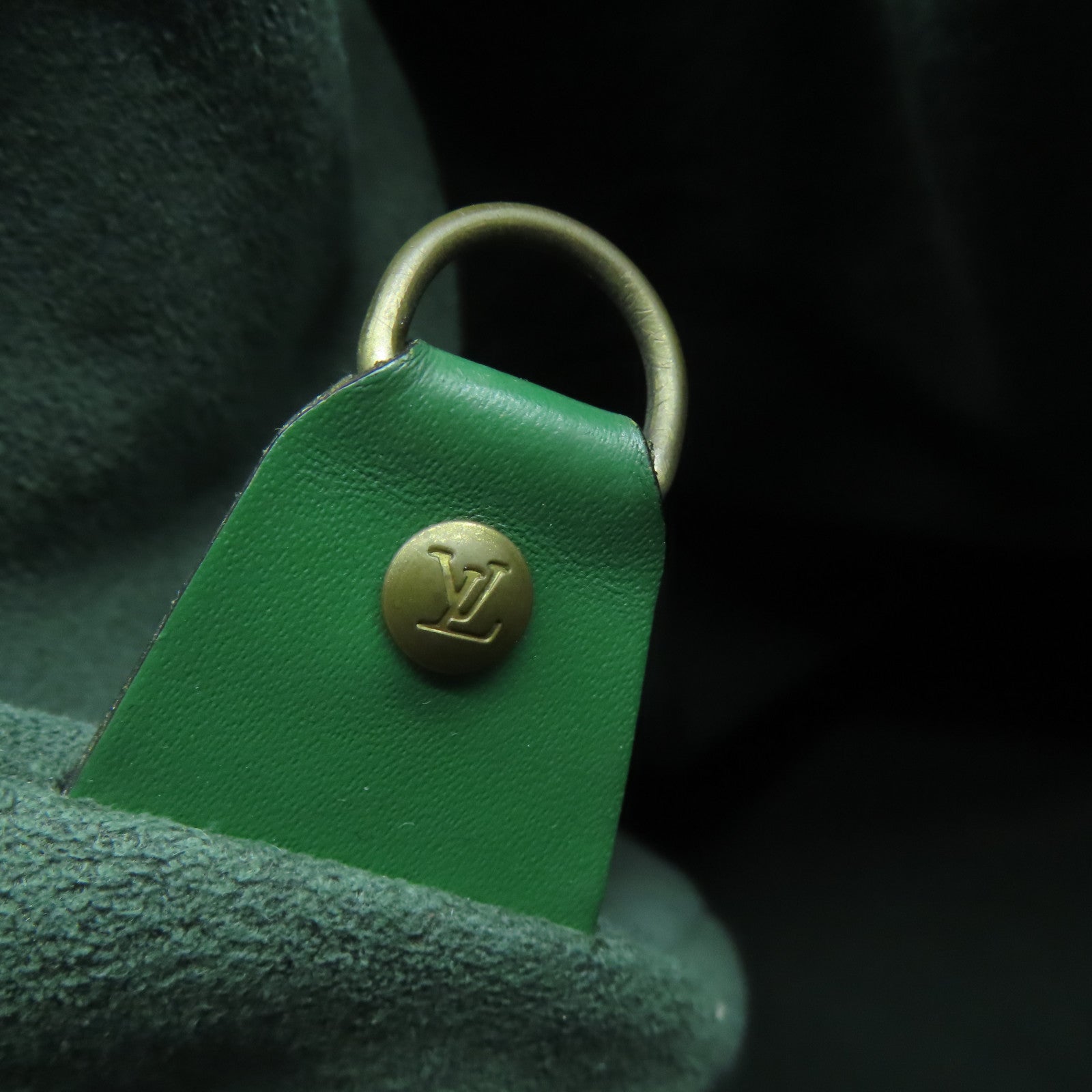 LOUIS VUITTON 【激減優惠】Epi Noe金扣肩背袋綠色