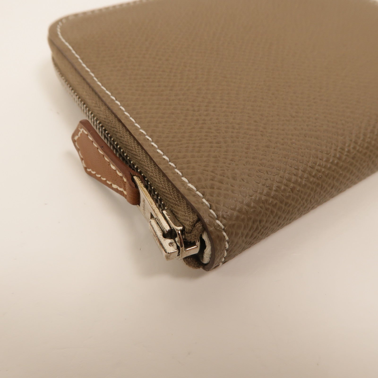 HERMES Epsom皮革Silk In Compact Wallet錢包Etoupe